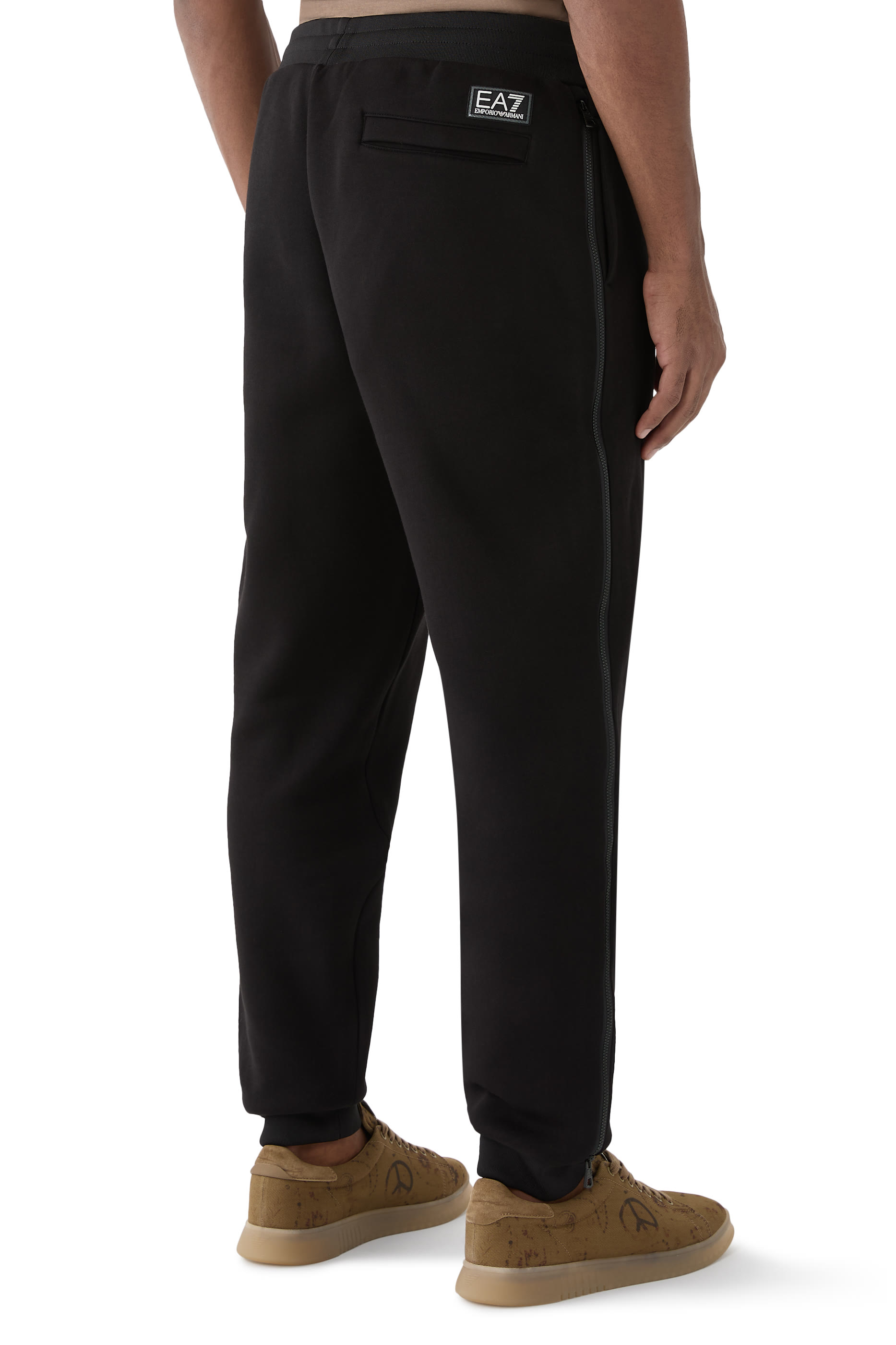 بنطال رياضي بشعار الماركة قطن