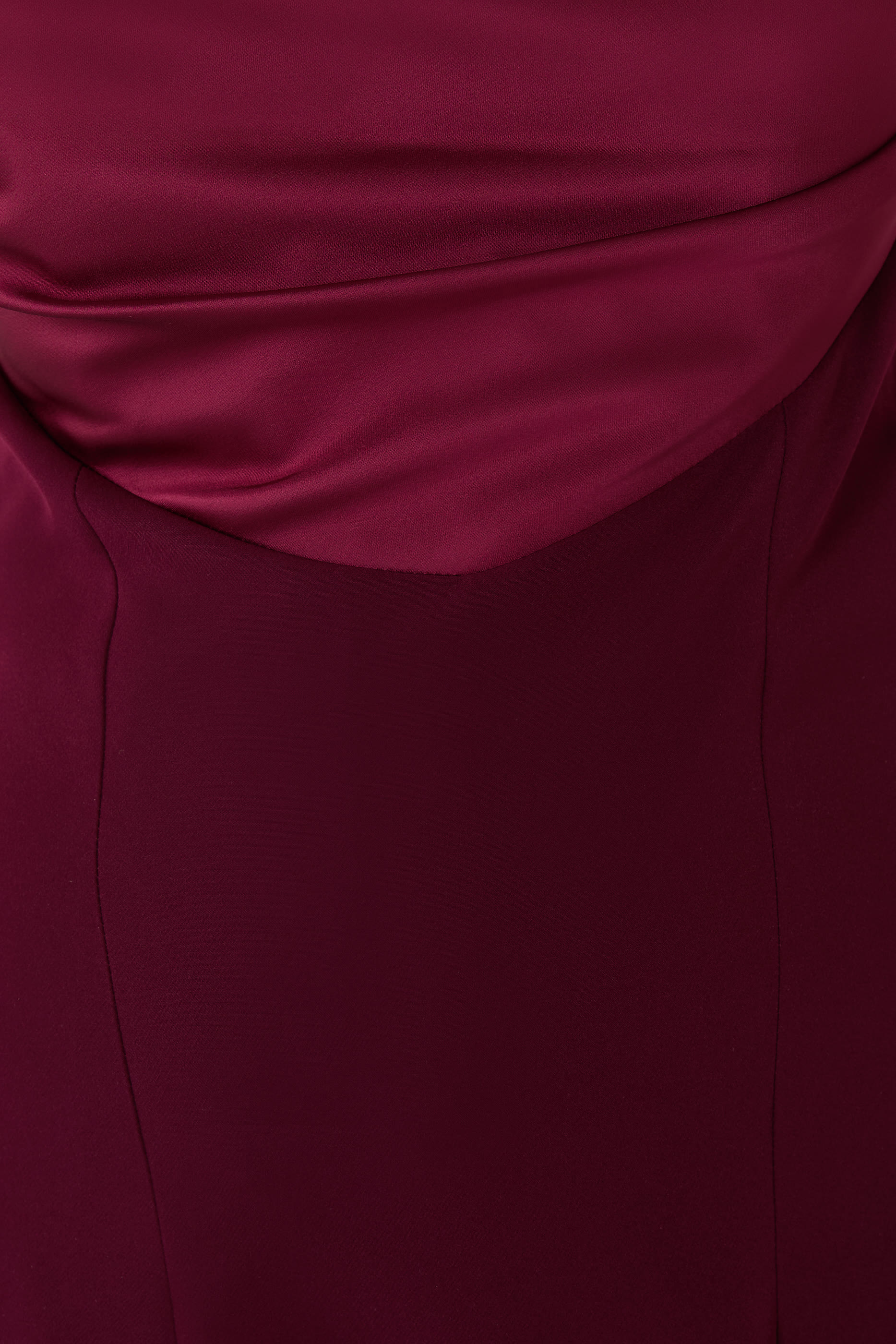 فستان كايلي