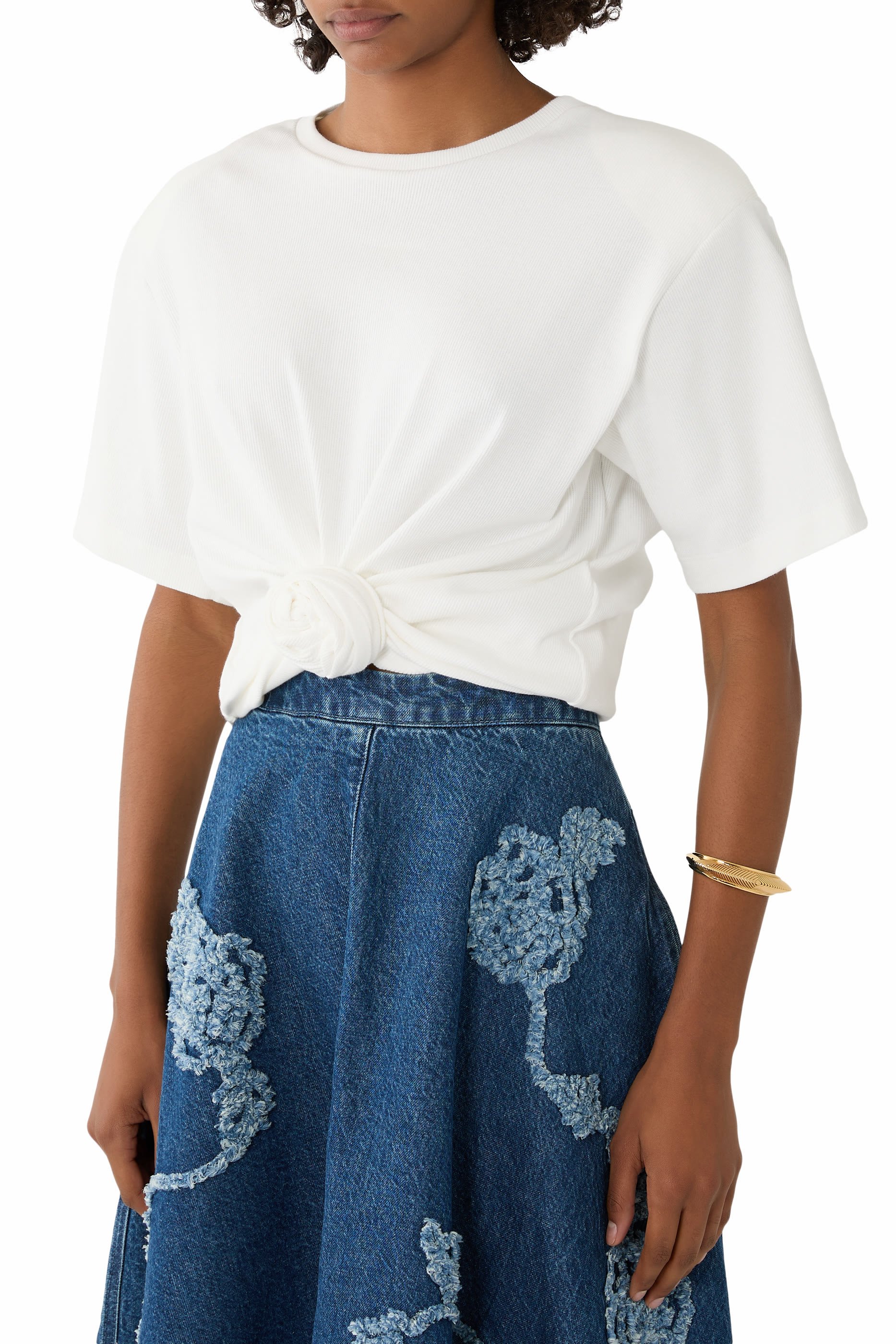 تيشيرت بعقدة نسيج مضلع