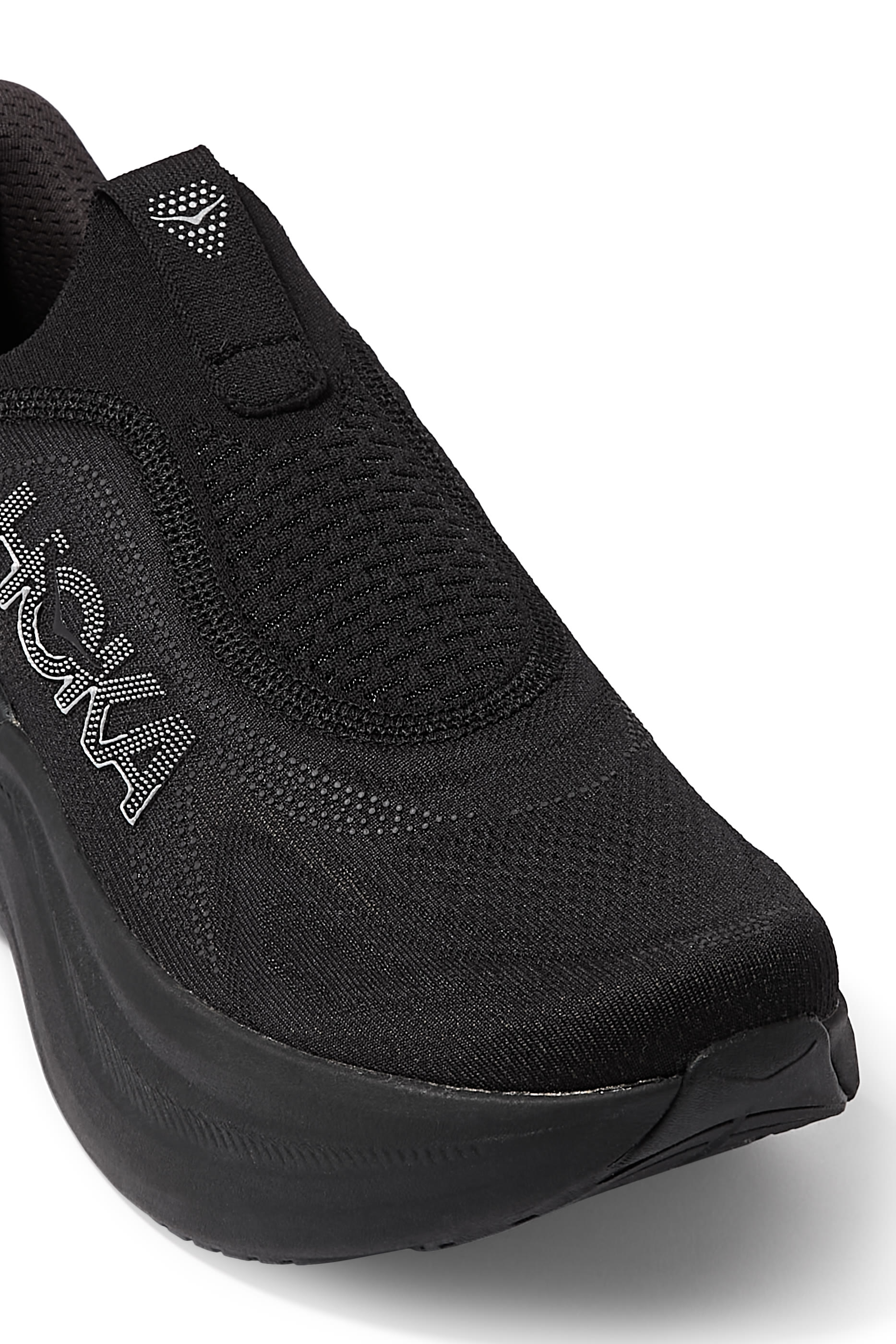 سنيكرز سكاي وارد بلا أربطة