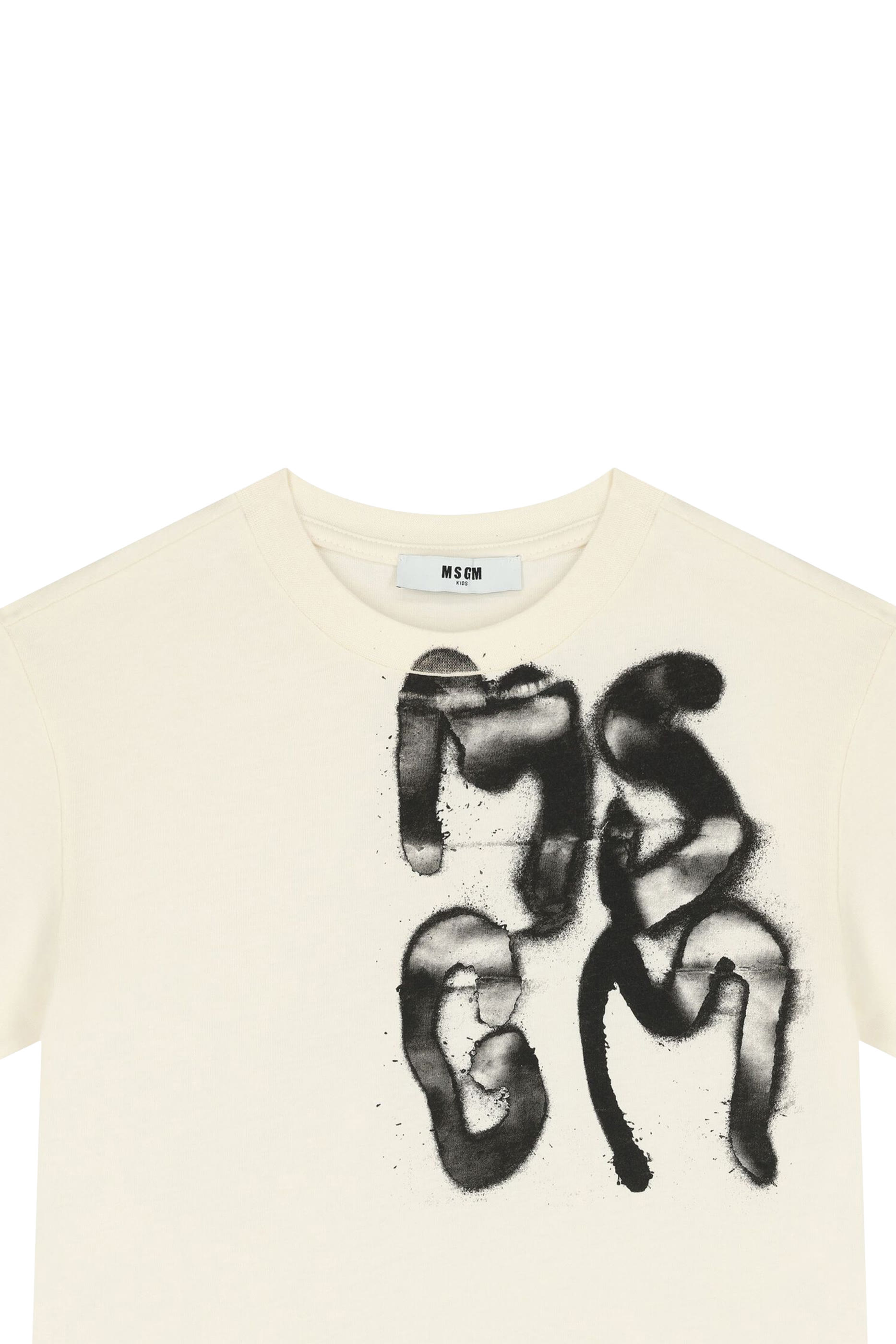 تيشيرت بشعار الماركة للأطفال