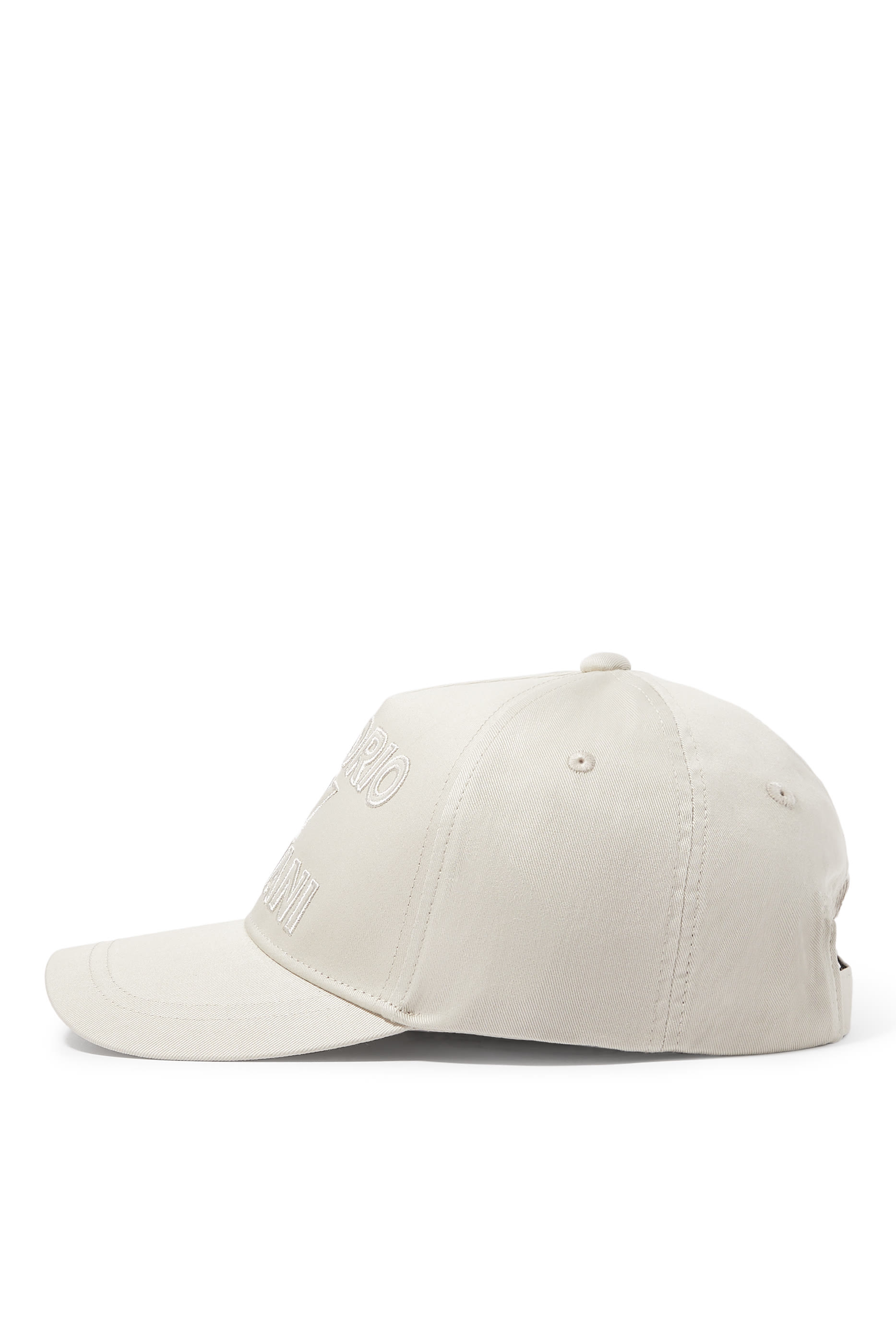 كاب بايسبول بشعار الماركة بحجم كبير