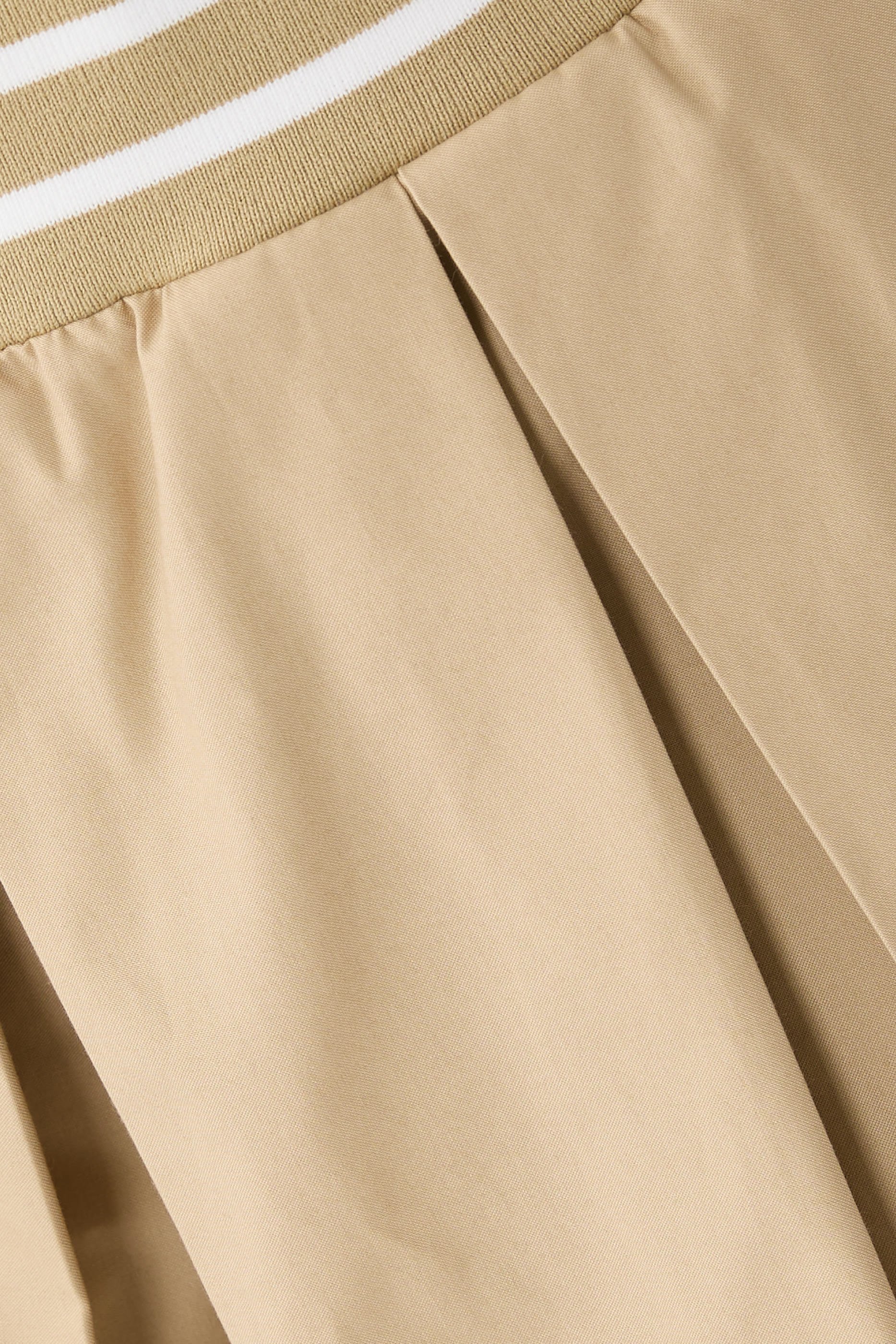 شورت بقصة مريحة قطن