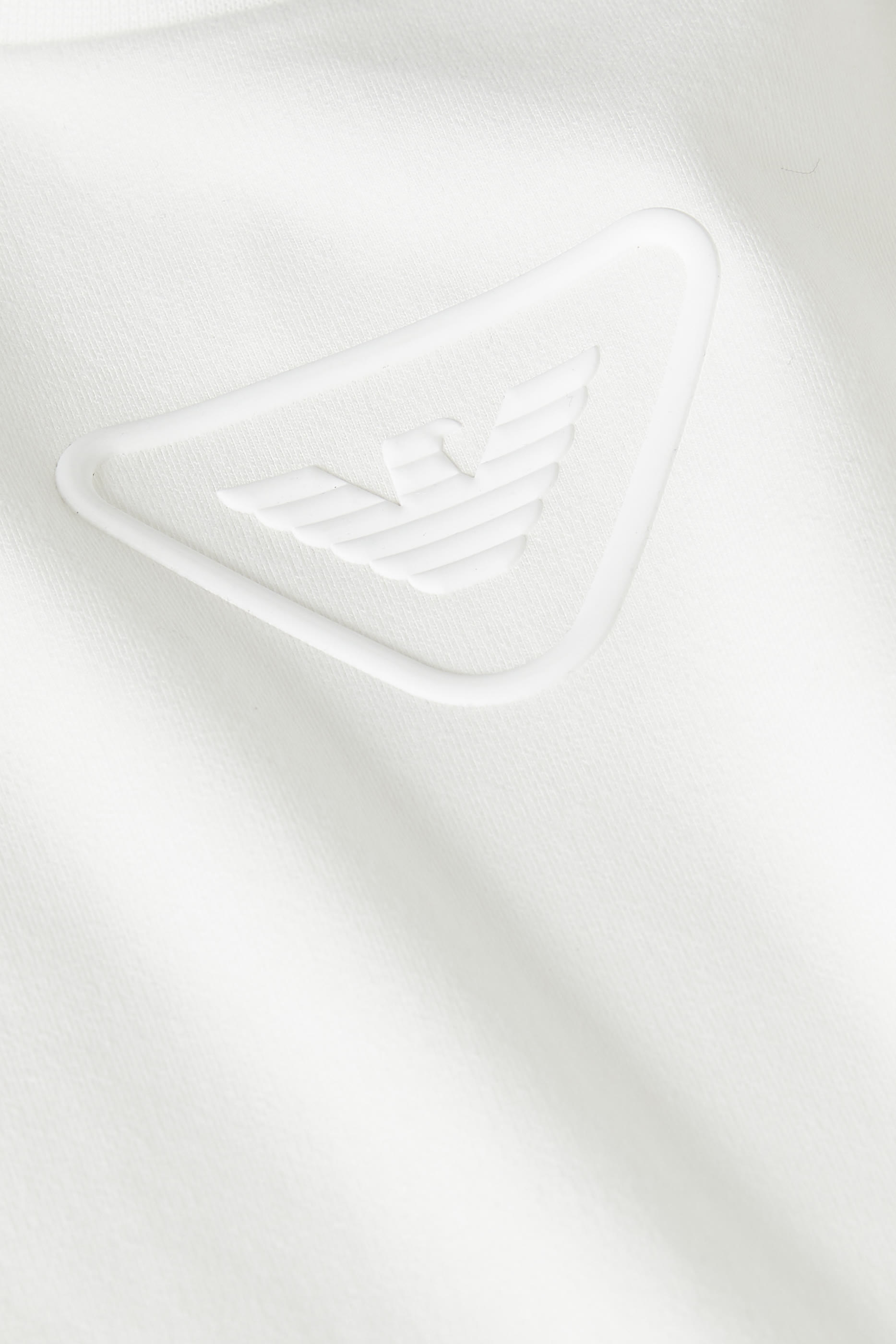 تيشيرت برقعة شعار الماركة