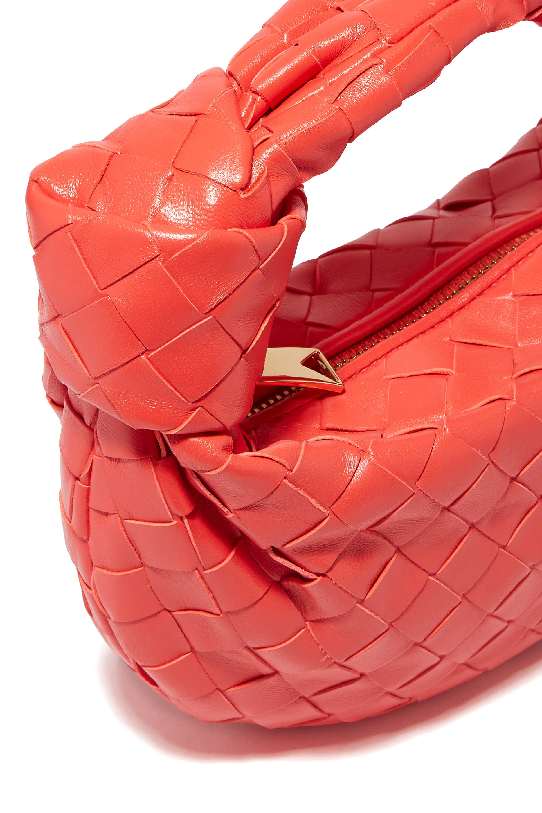 حقيبة جودي صغيرة بتصميم مجدول