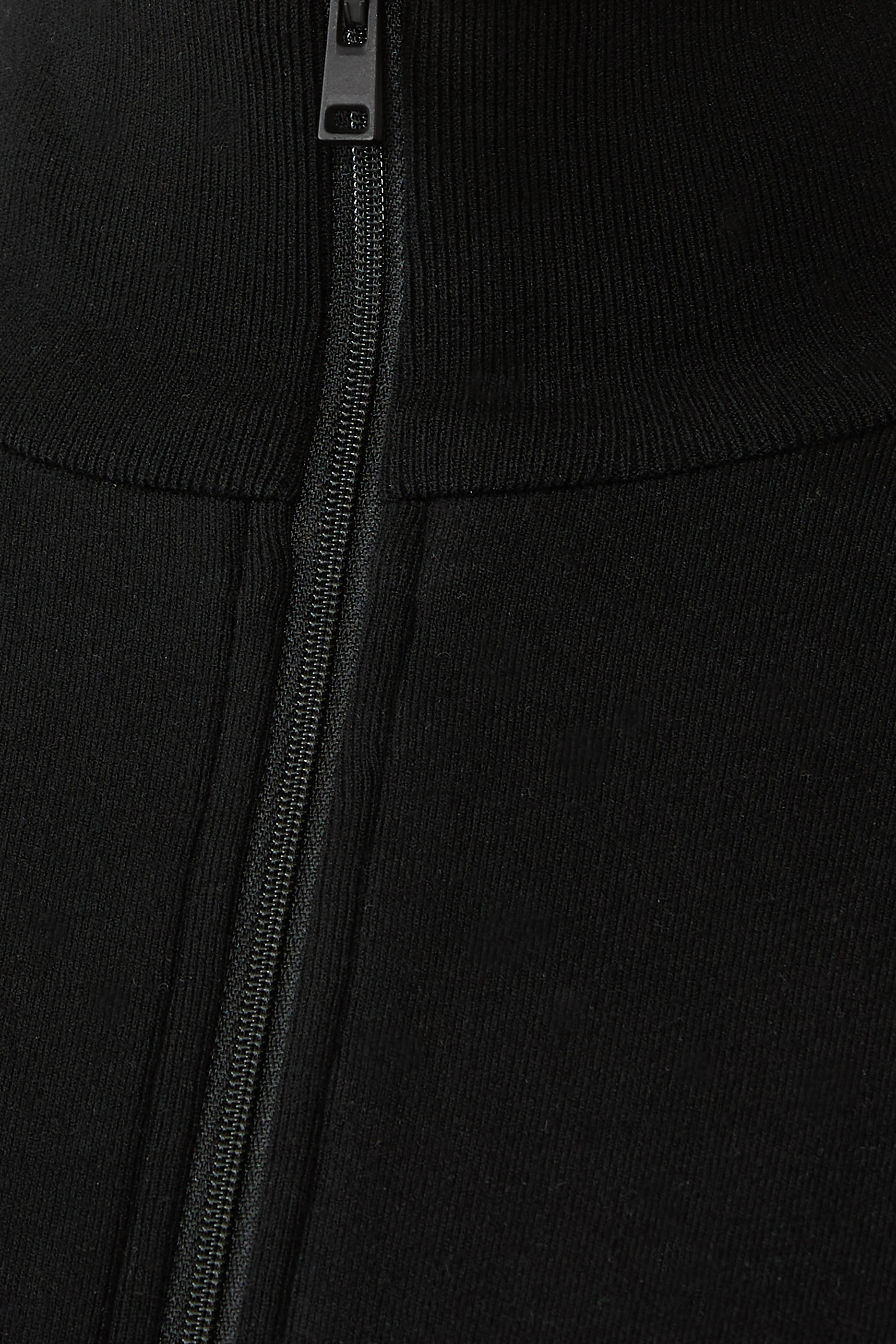 جاكيت بتصميم كارديغان بيلين خفيف