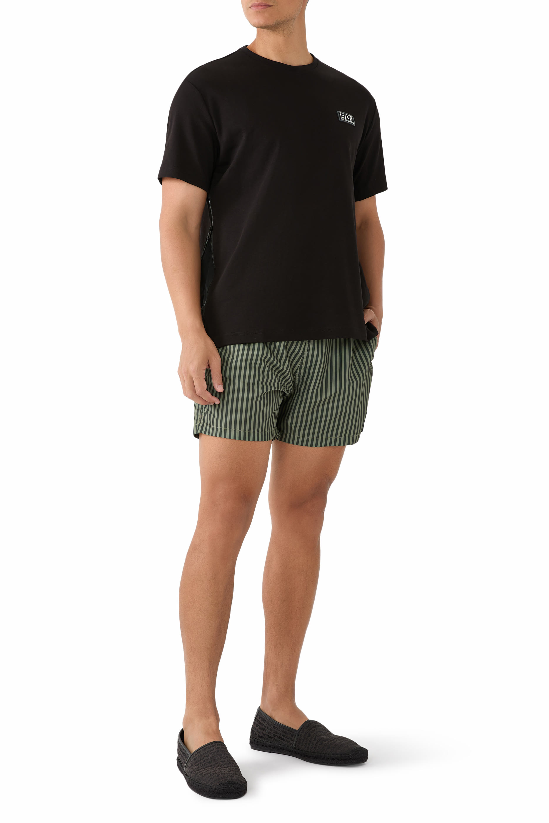 شورت سباحة مخطط