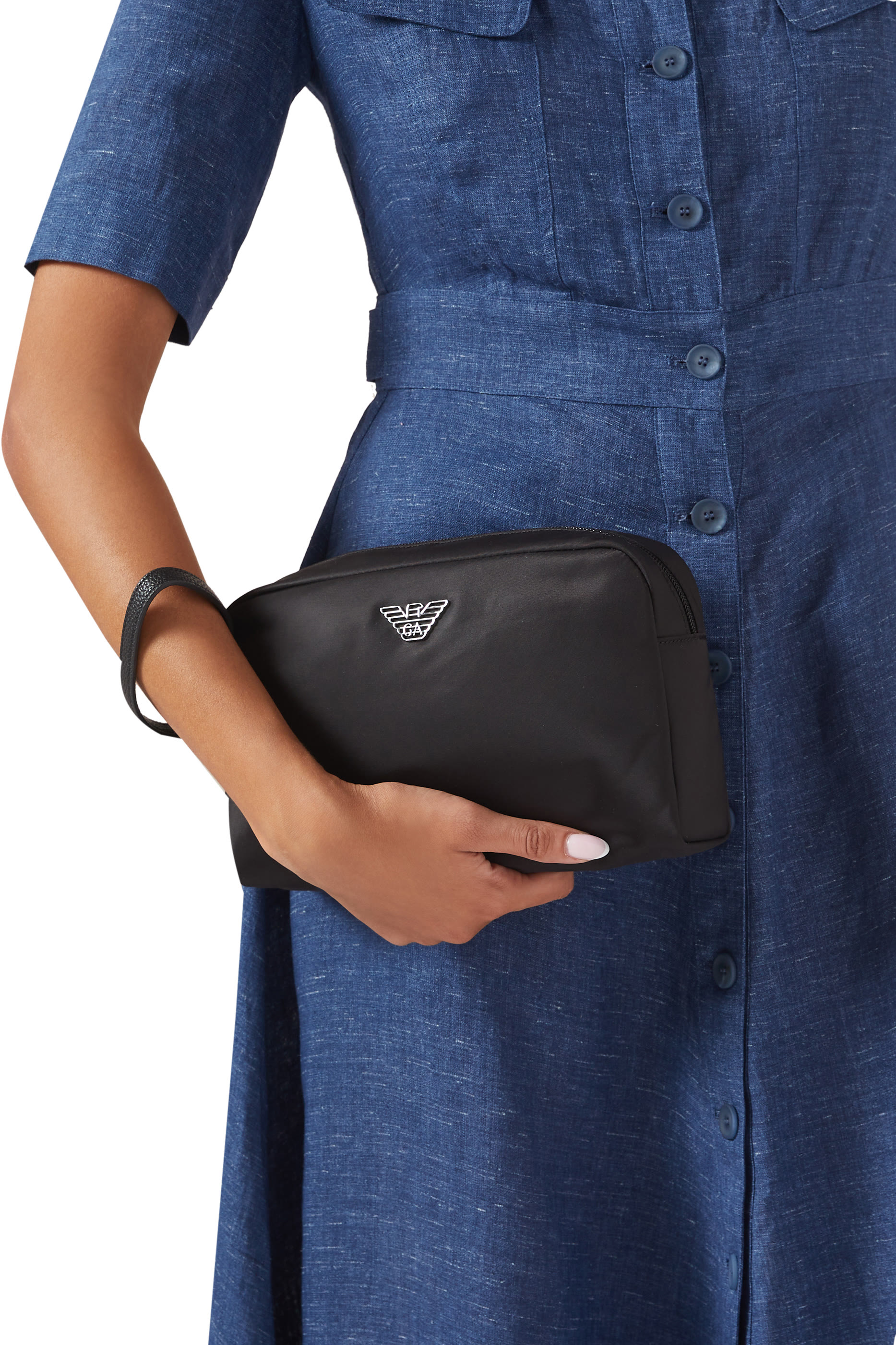 حقيبة مستحضرات تجميل بشعار الماركة نايلون