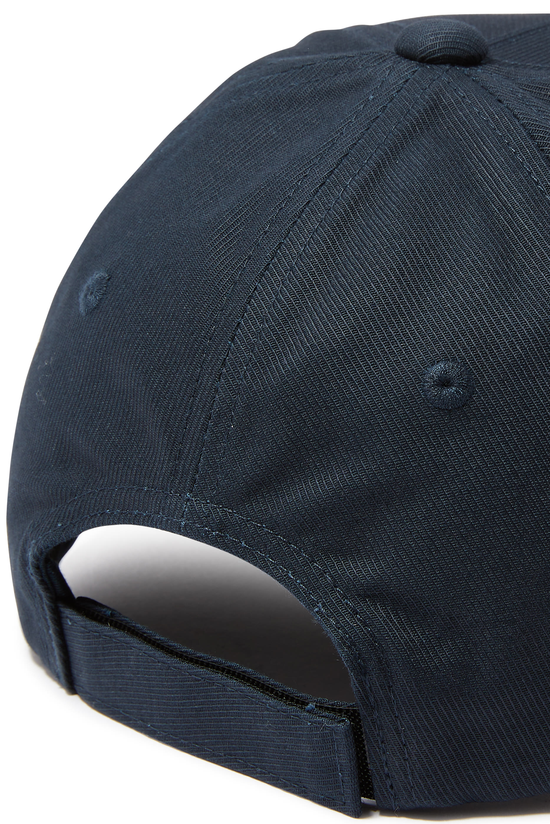 كاب بيسبول بشعار النسر