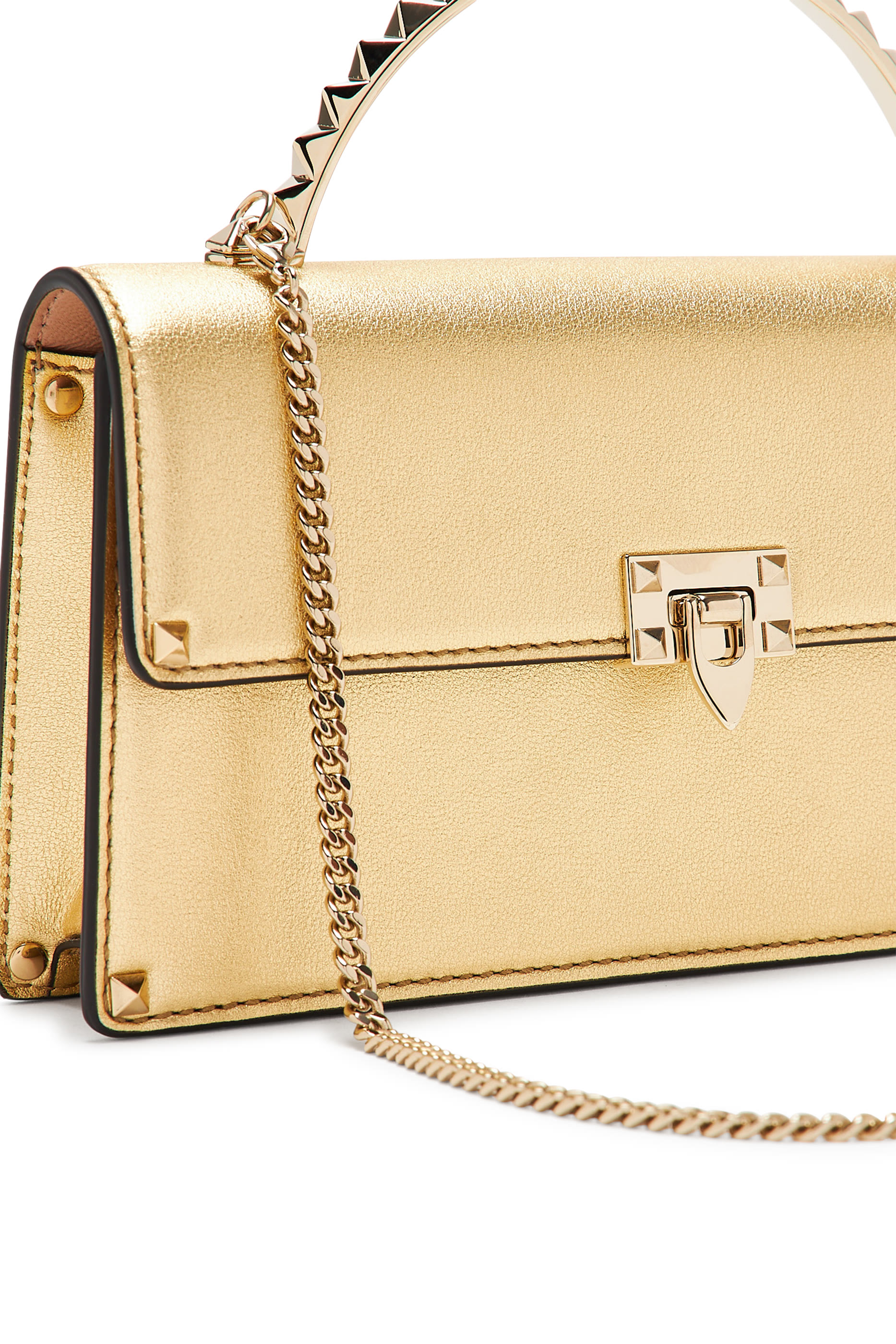 حقيبة صغيرة  بحلي هرمية