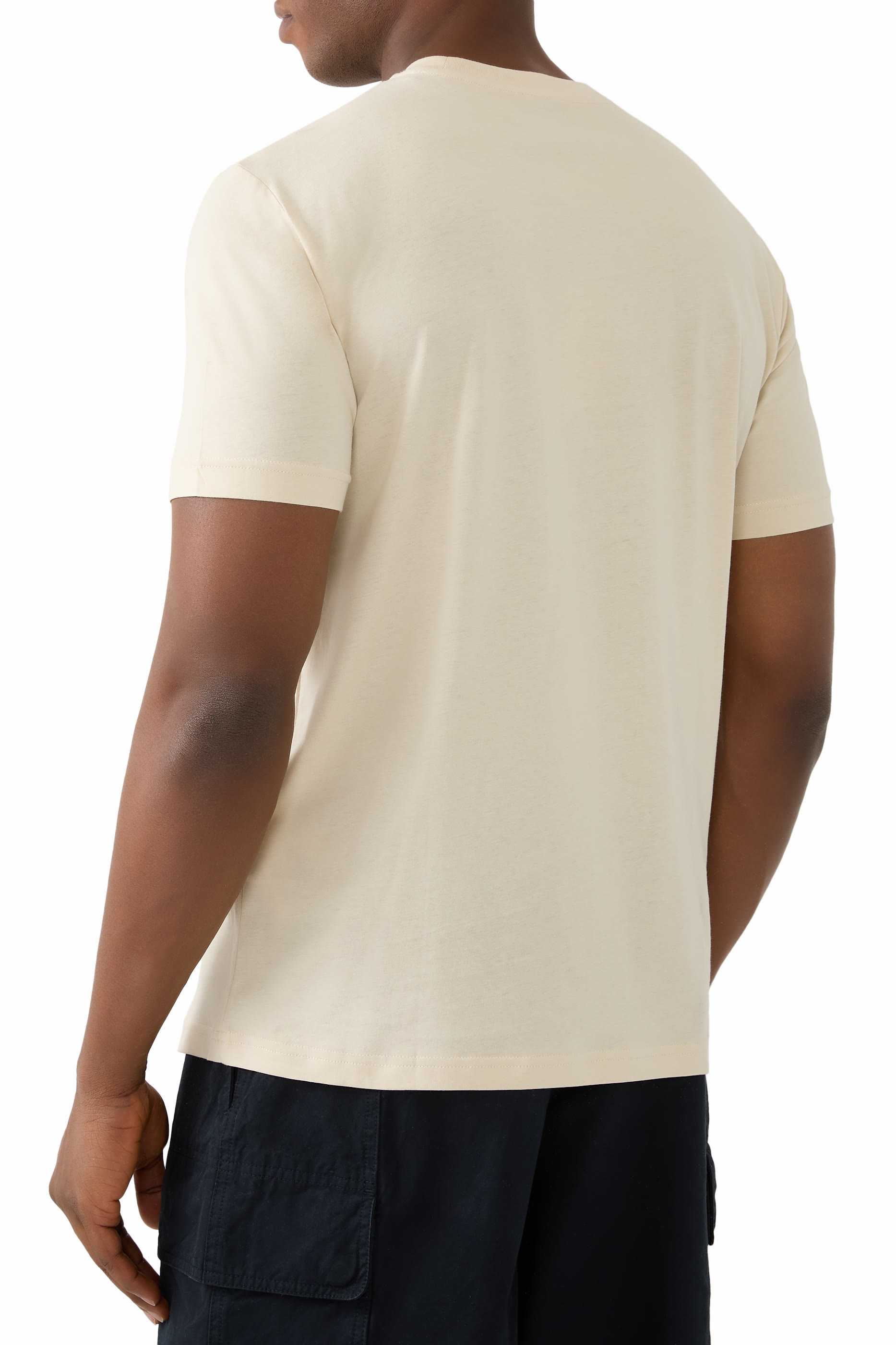 تيشيرت بشعار الماركة قطن