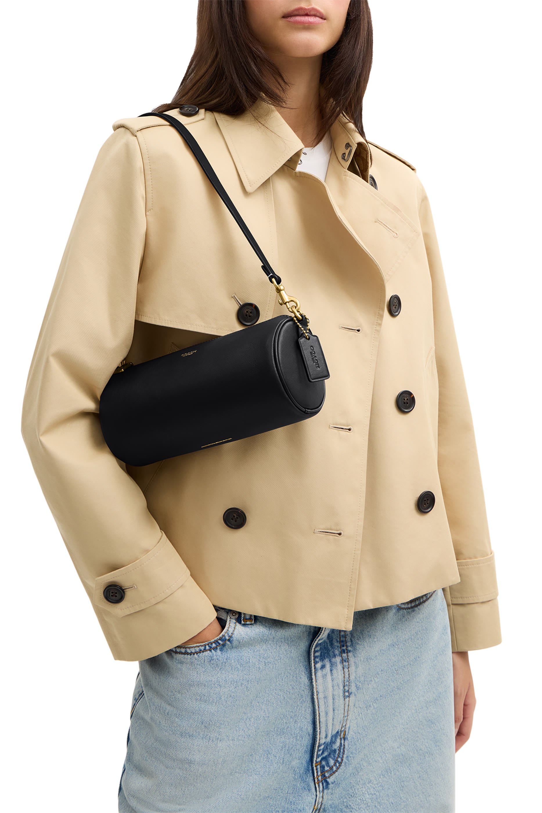 حقيبة بتصميم أسطواني