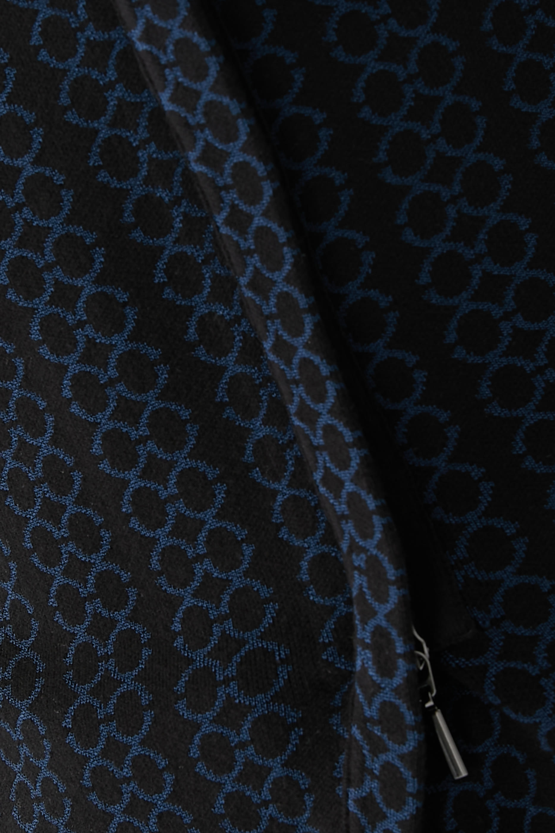 بليزر بأكمام طويلة منسوج