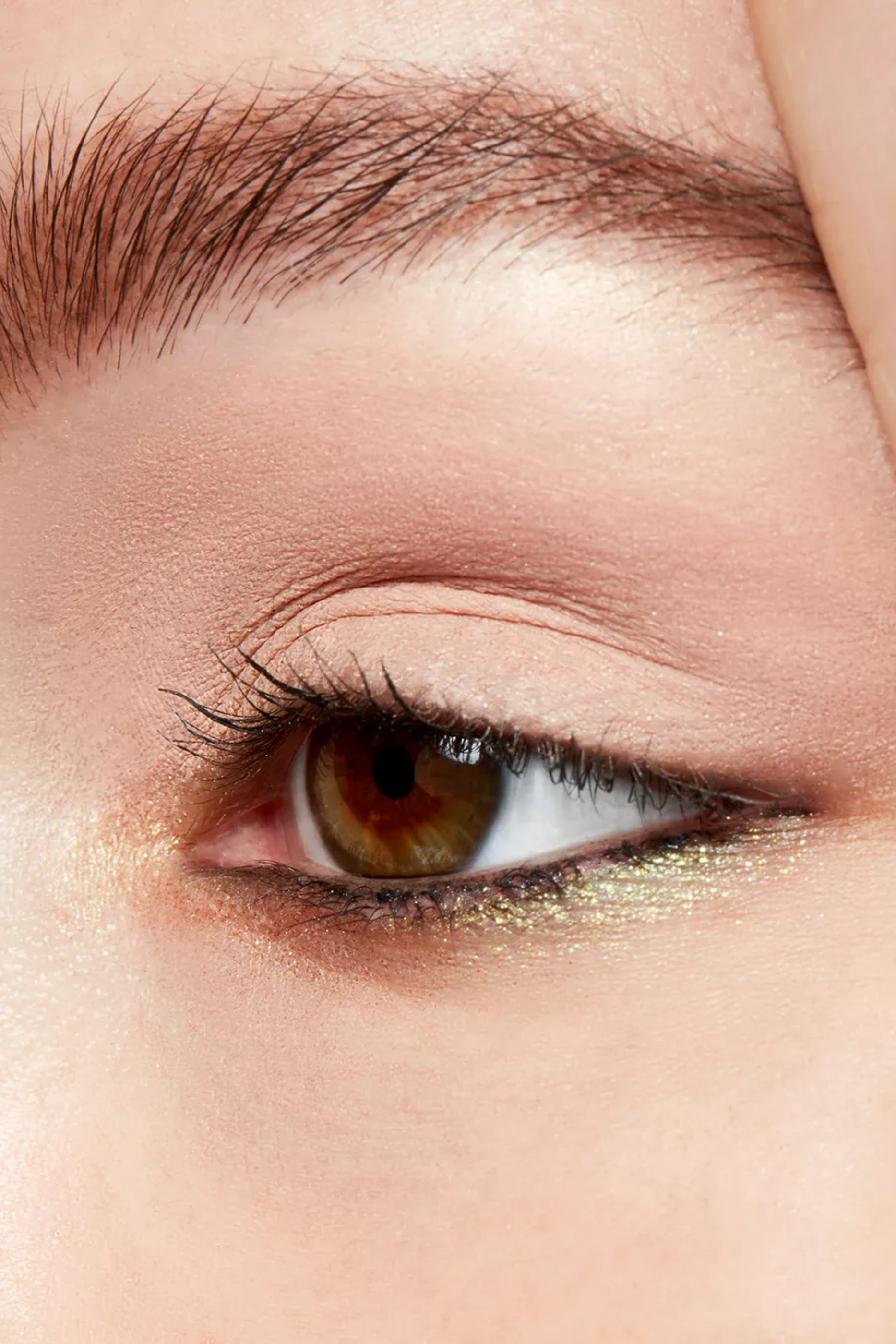 برايمر/ظل عيون كريمي بينت بوت برو يدوم طويلاً