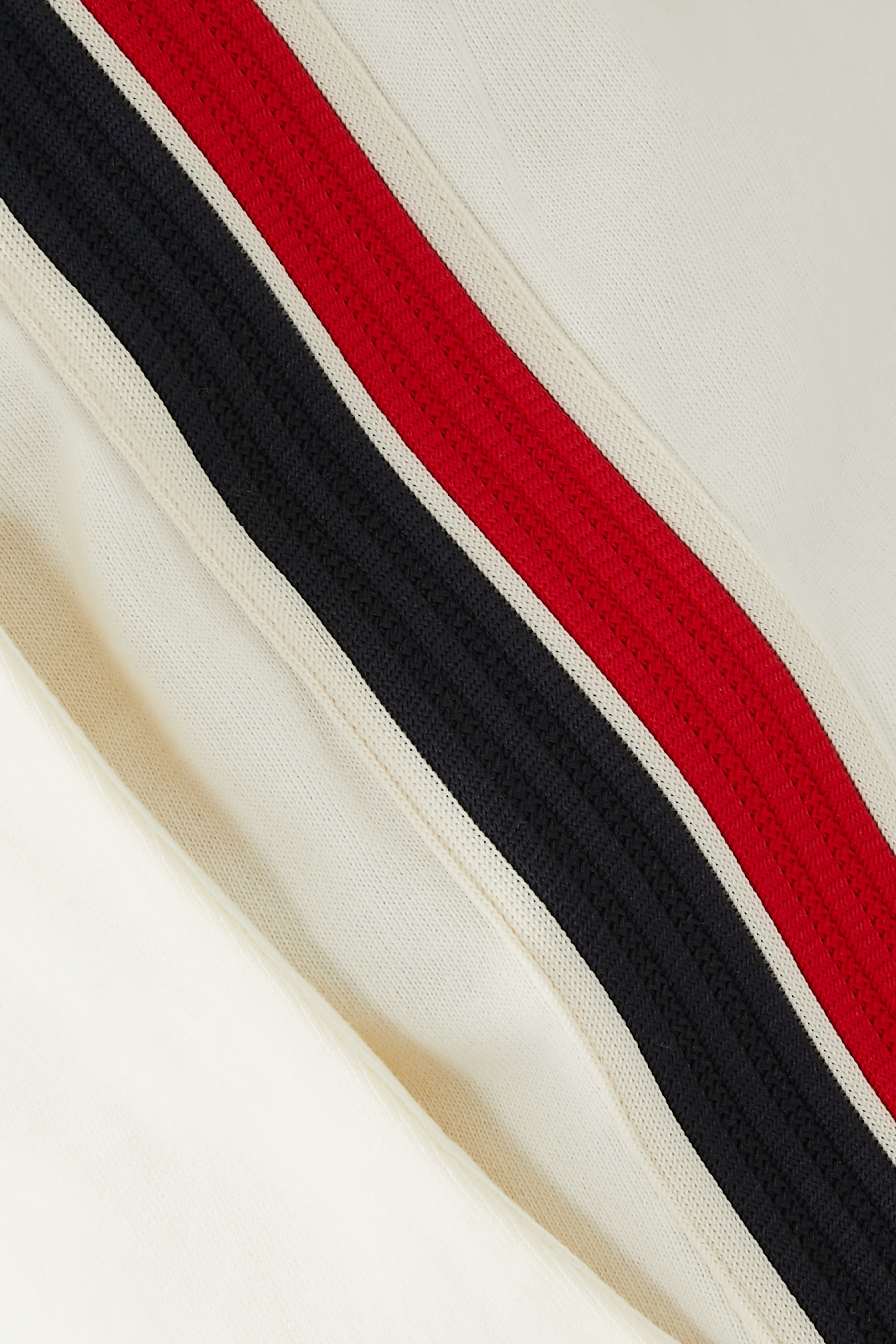 بنطال سويت برقعة شعار الماركة