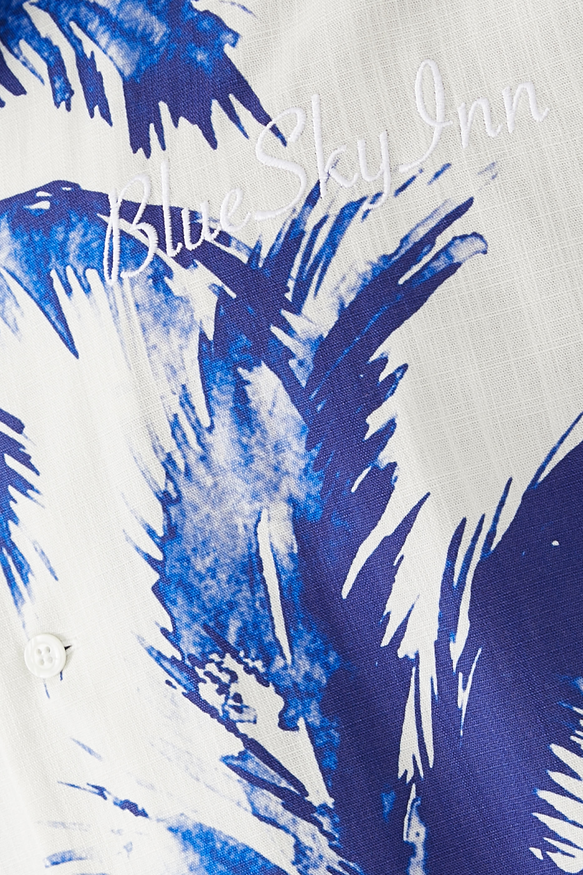 قميص بنقشة شجر نخيل كتان