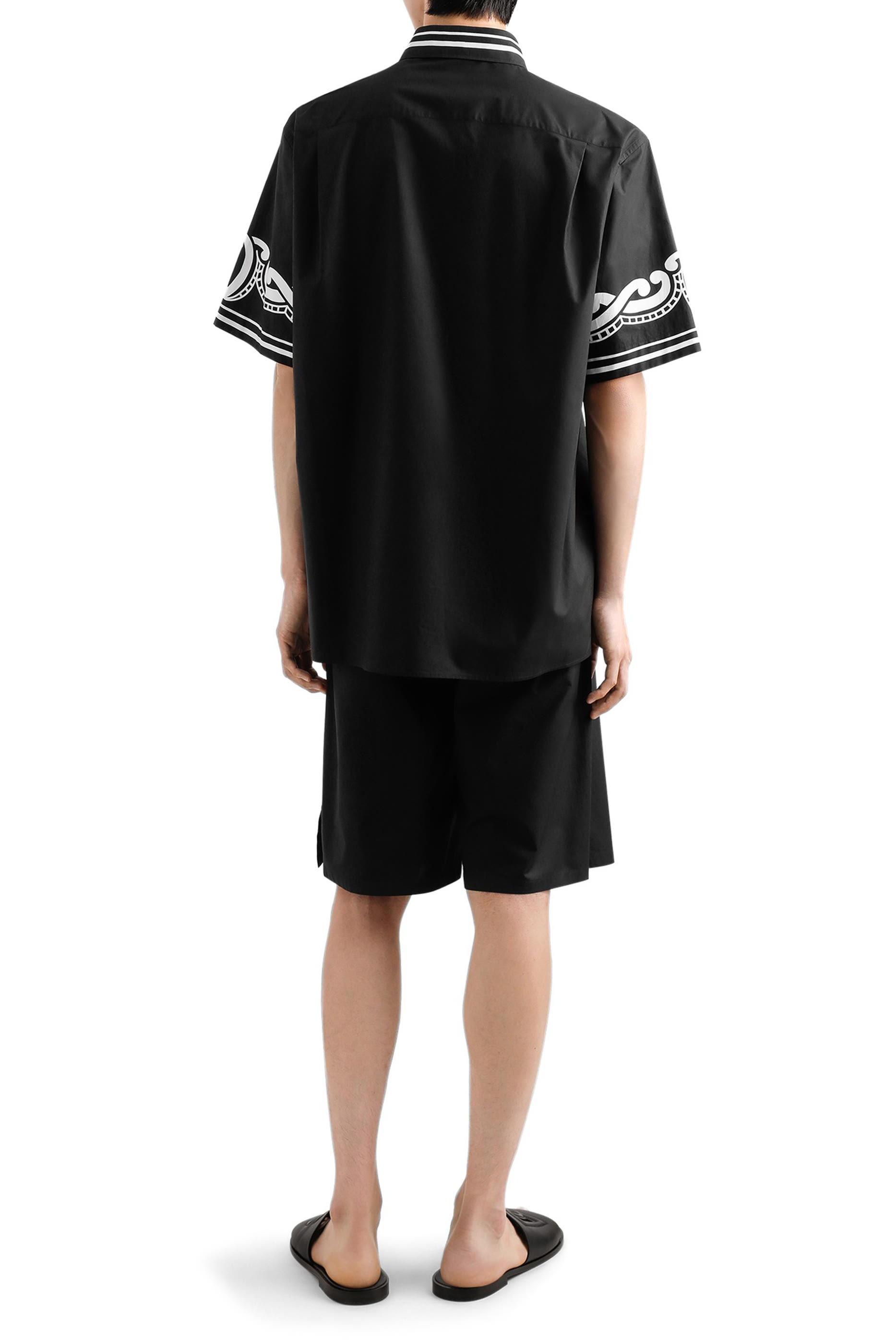 شورت قطن بشعار الماركة جاكار