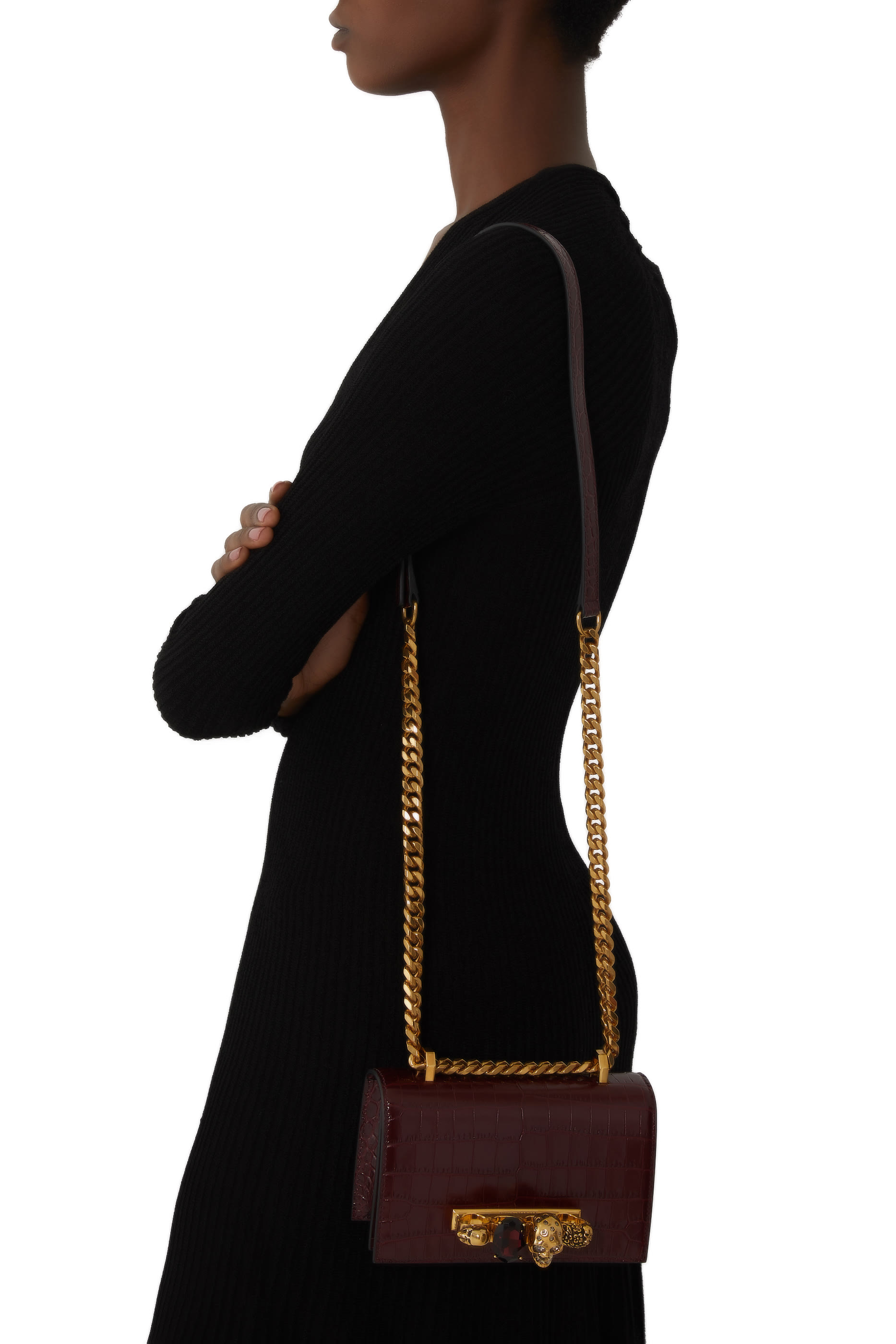 حقيبة ساتشل ميني مرصعة بأحجار بنقشة جلد التمساح