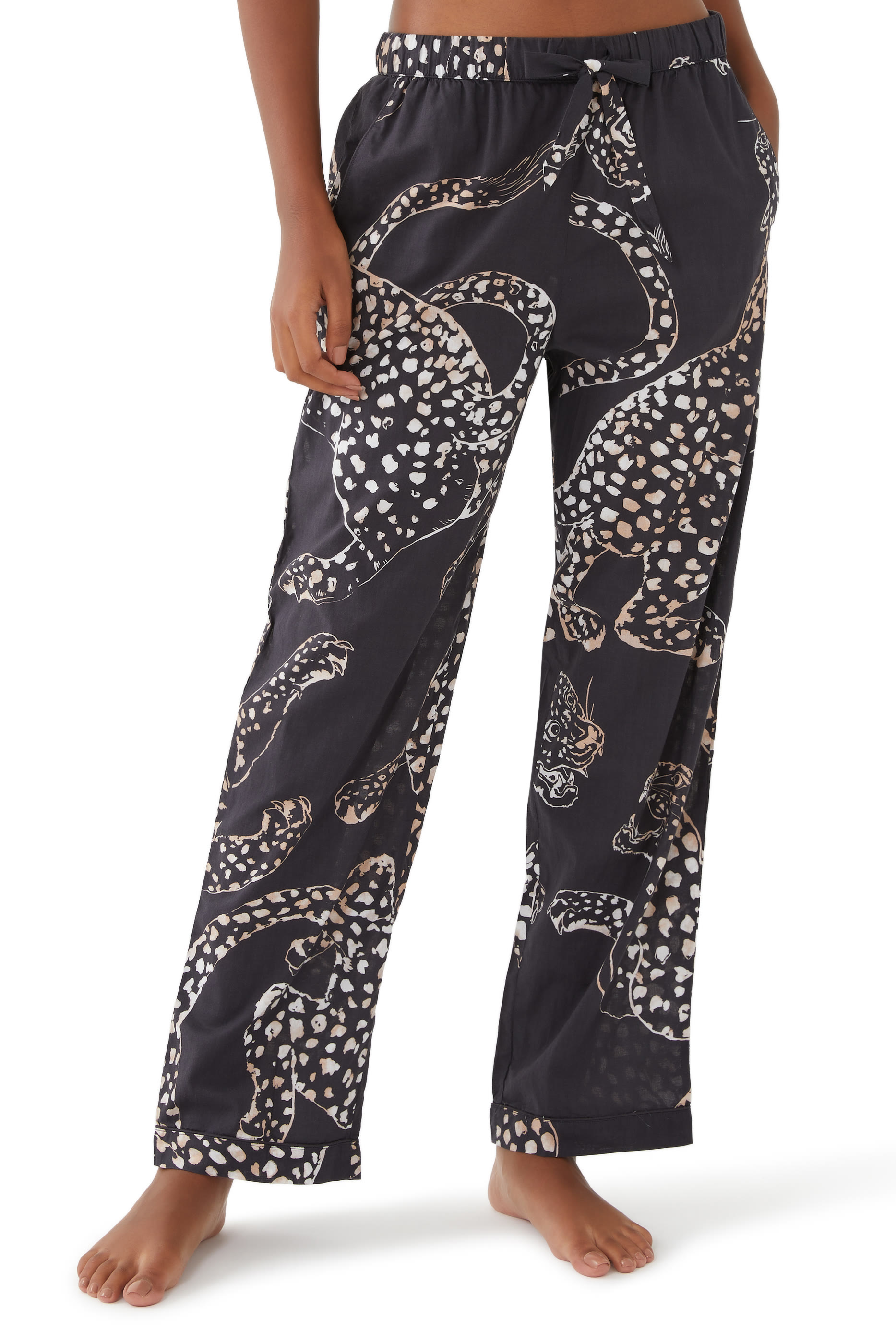 طقم بيجاما طويل بنقشة فهد