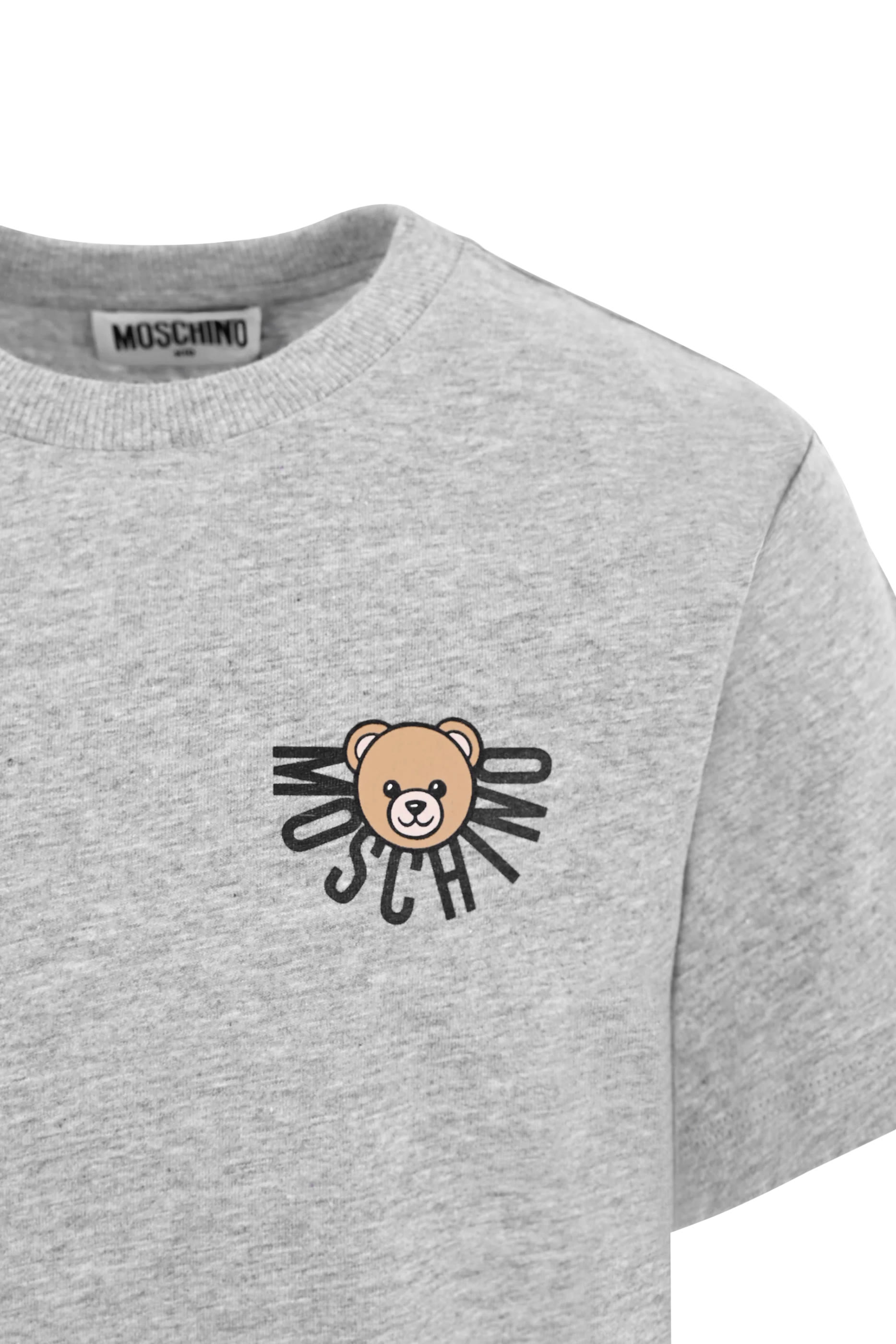 تيشيرت بياقة ضيقة بنقشة شعار الماركة ودب للأطفال