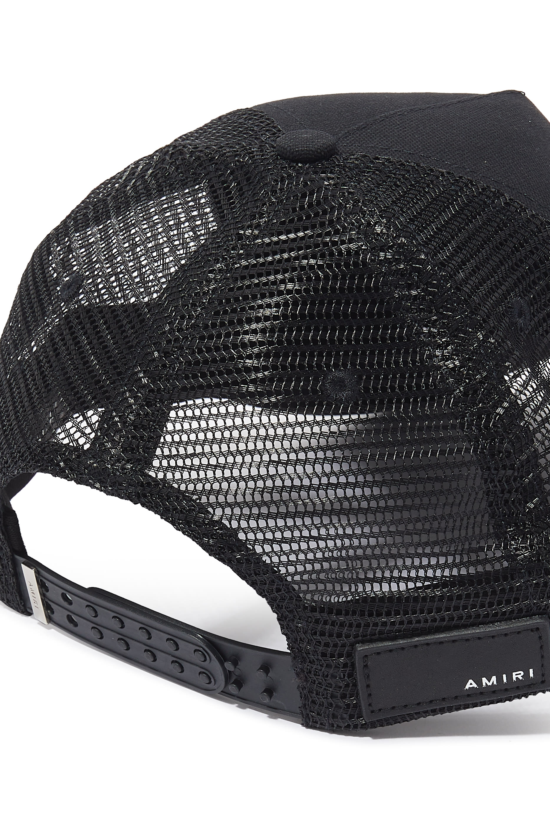 قبعة تراكر بشعار الماركة