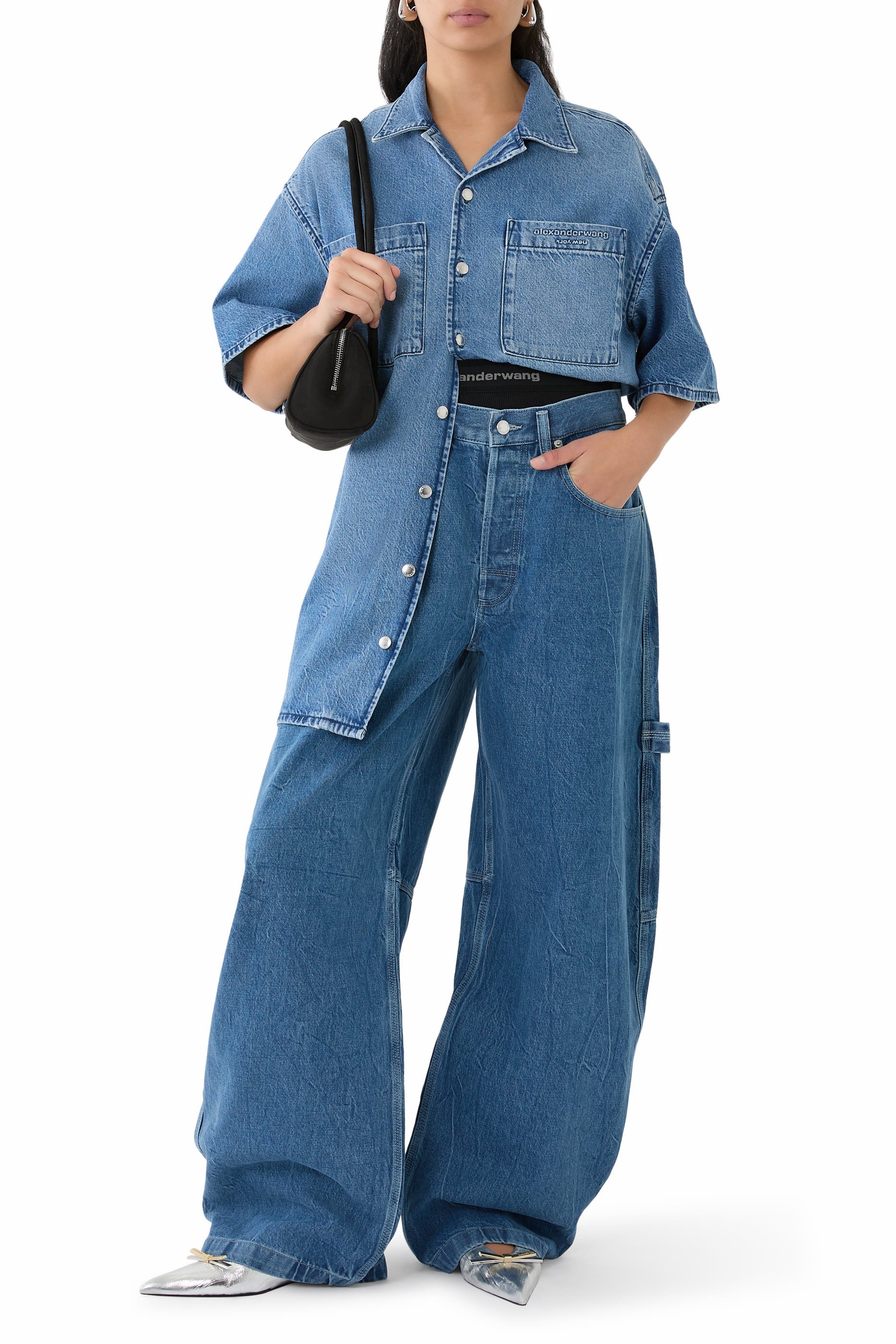 فستان بنمط قميص بقصة مربعة دنيم