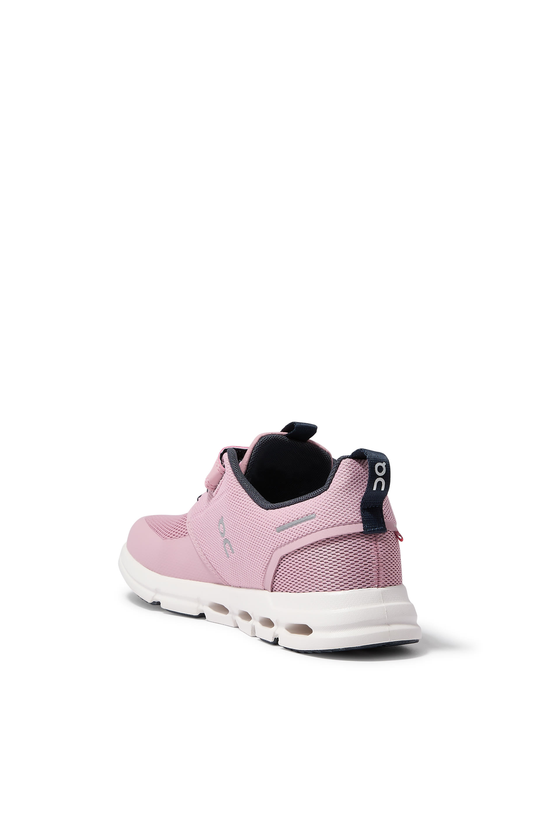 سنيكرز كلاودبلاي للأطفال