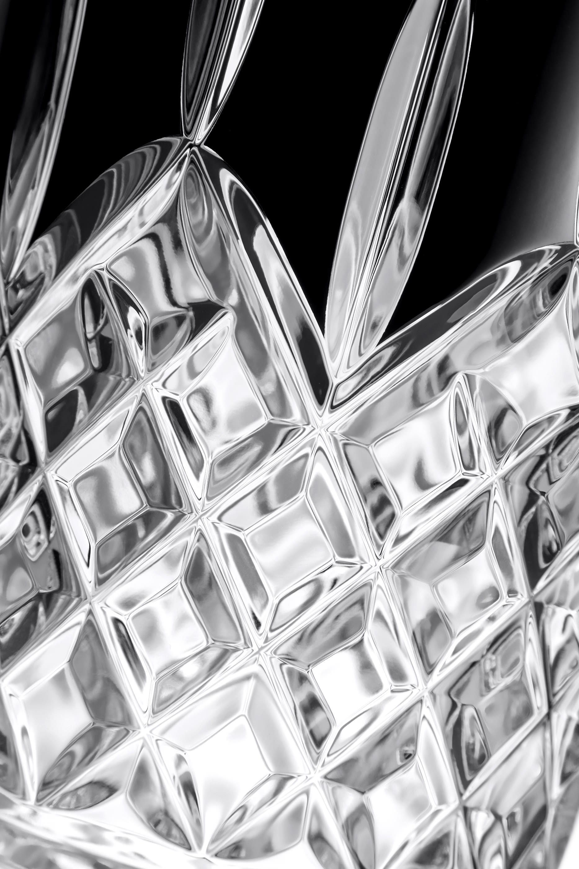 مزهرية ليسمور باللون الأسود