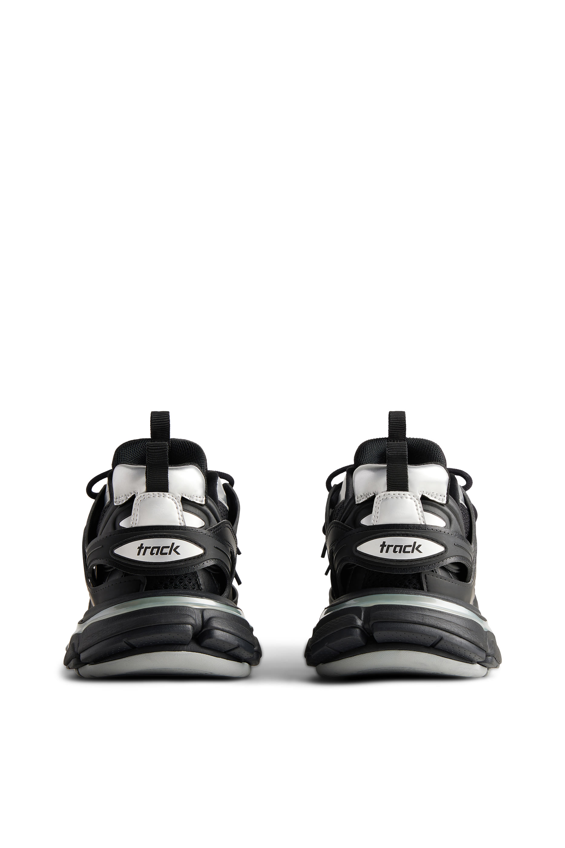 سنيكرز تراك