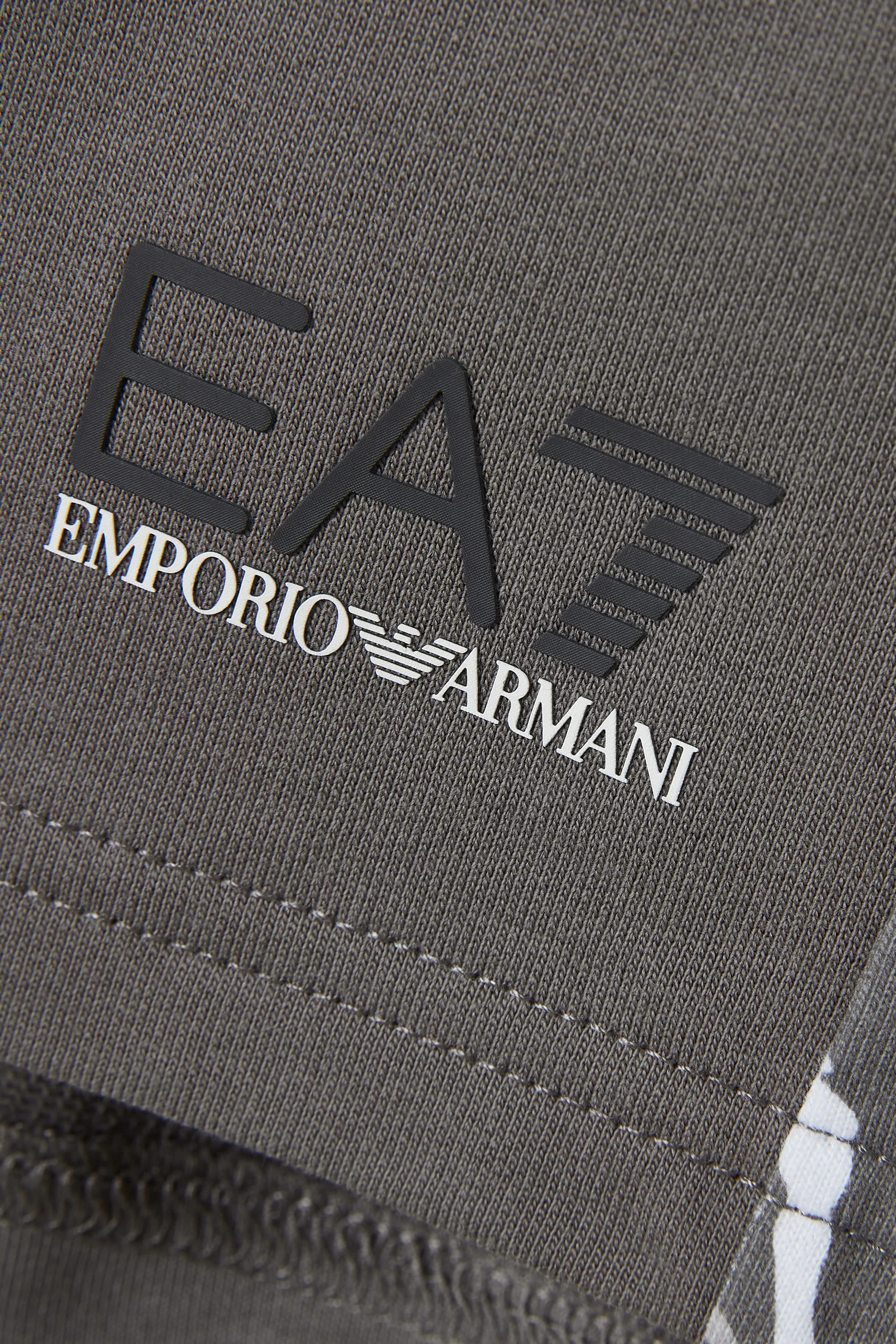 شورت برمودا بشعار الماركة عاكس للضوء للأطفال