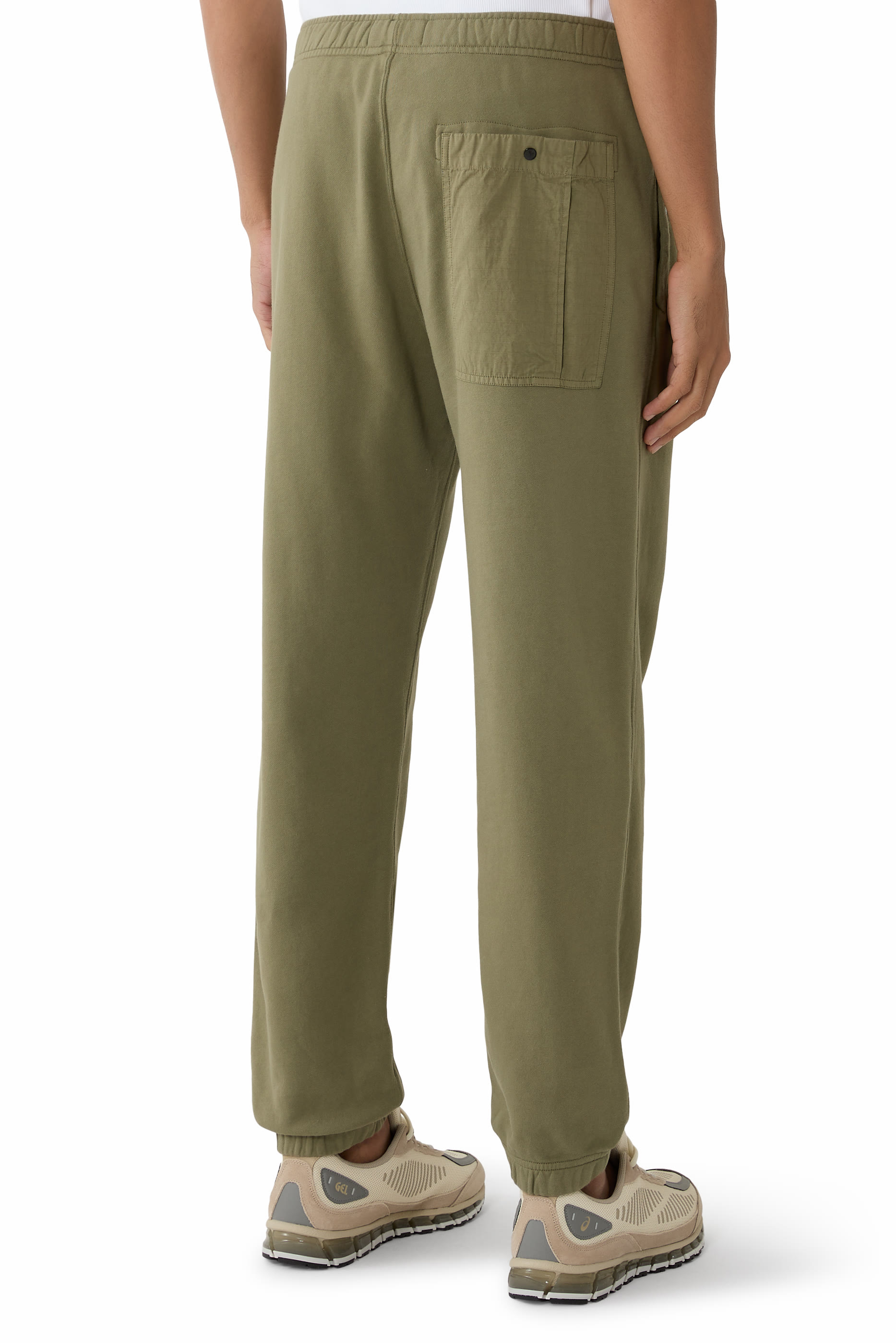 بنطال رياضي برقعة شعار الماركة