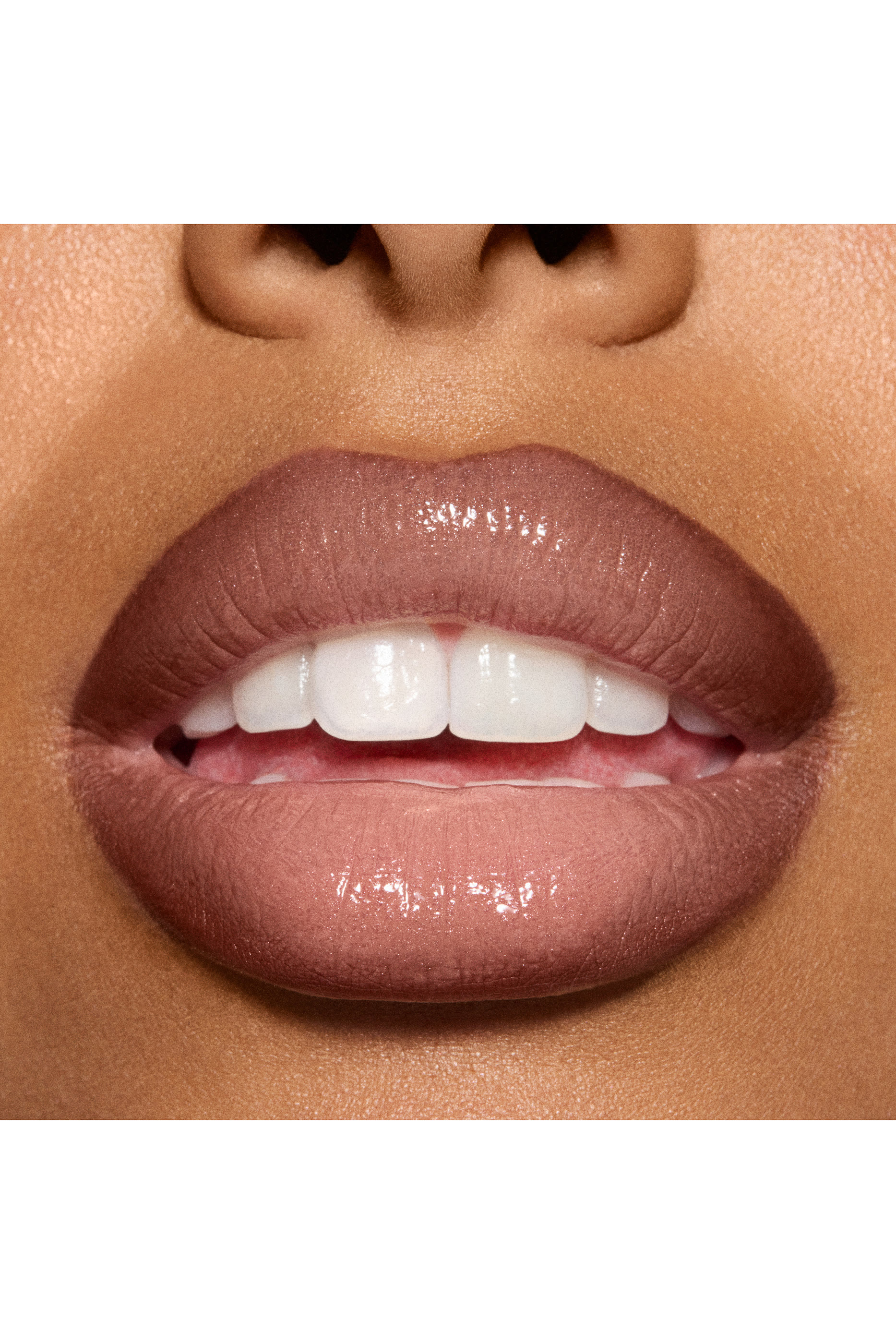 مجموعة ثلاثية بلوسوم شيفت للشفاه