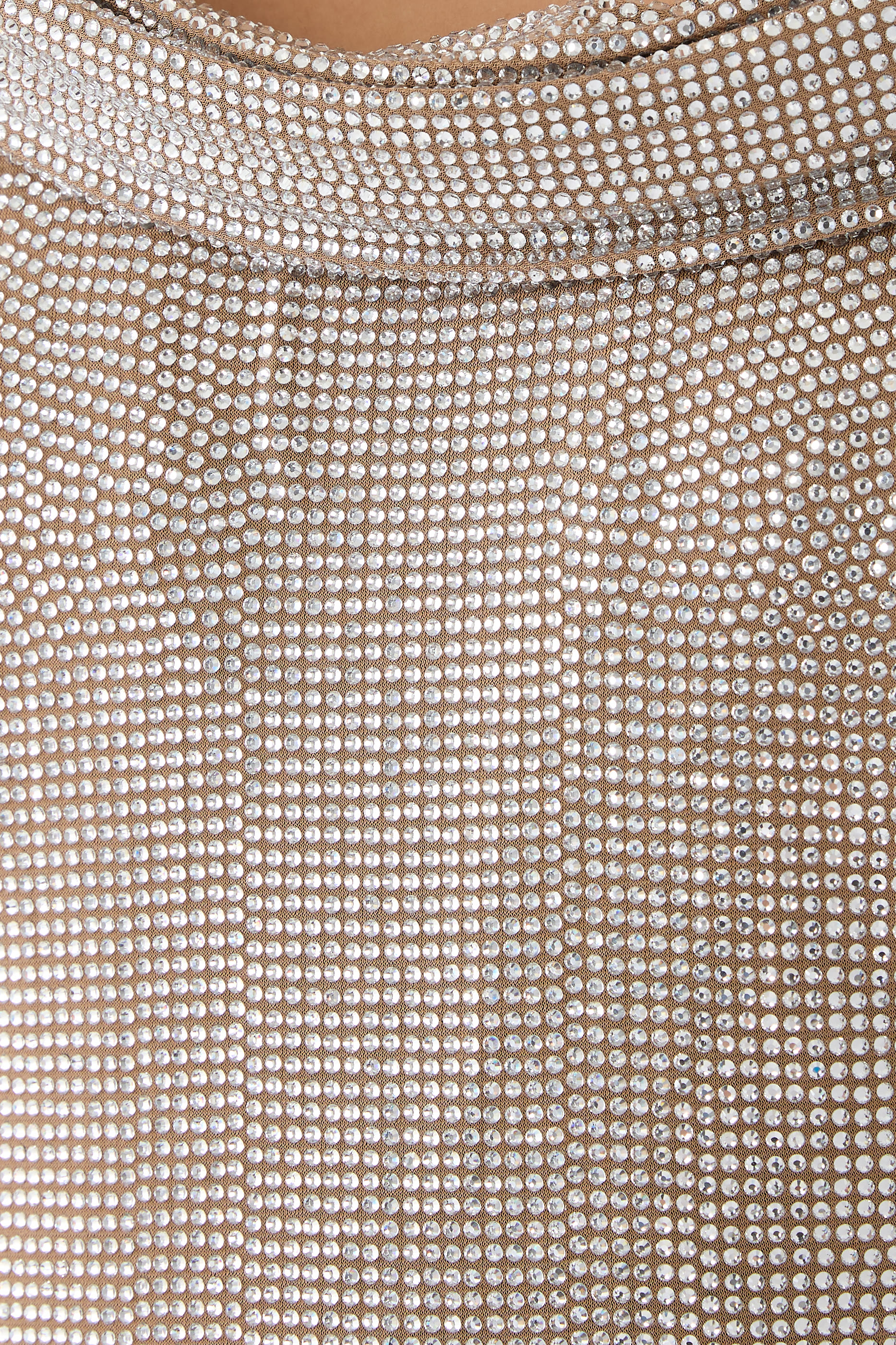 فستان سهرة مزين بالكريستال