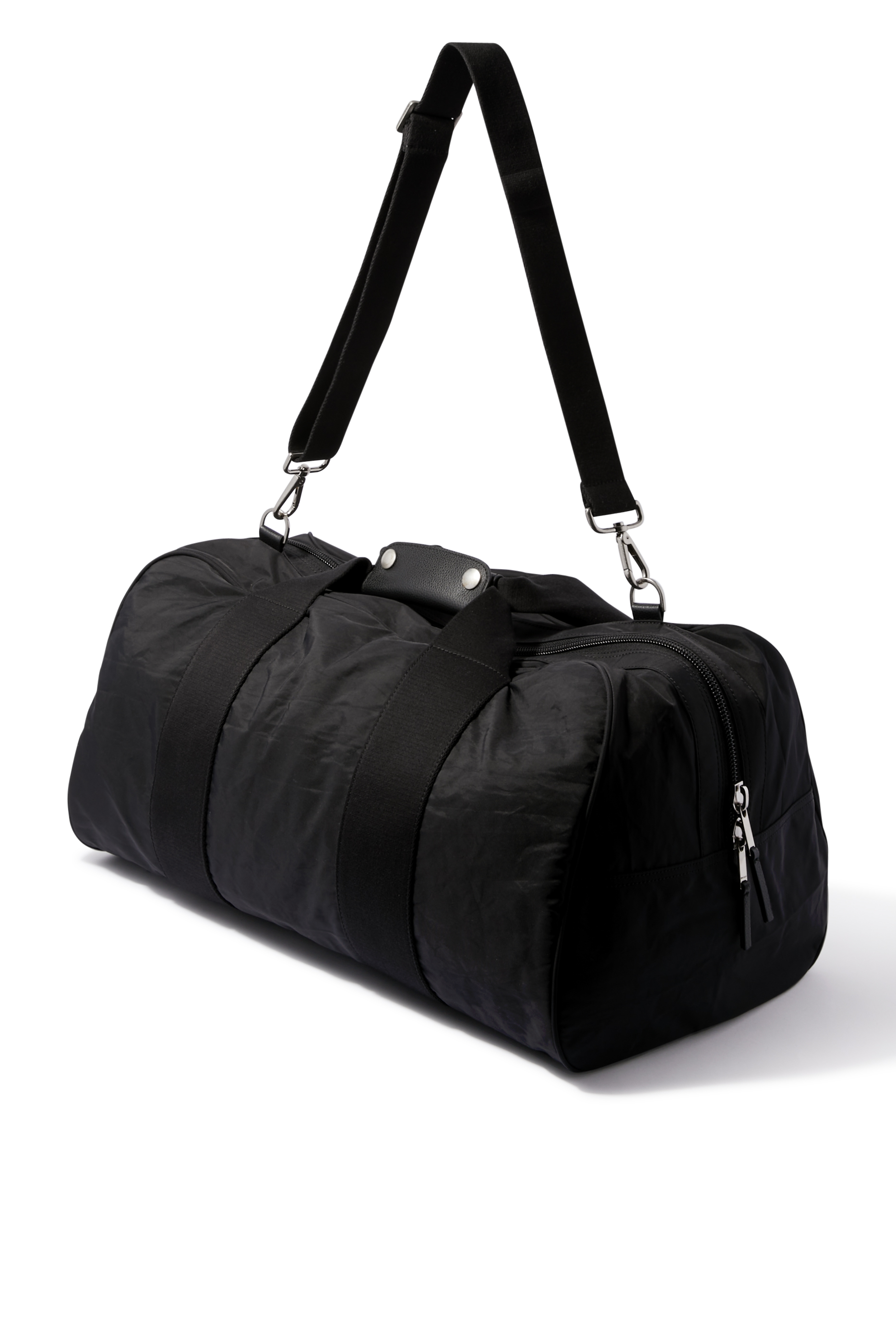 حقيبة ريترو للنادي الرياضي بحروف شعار الماركة