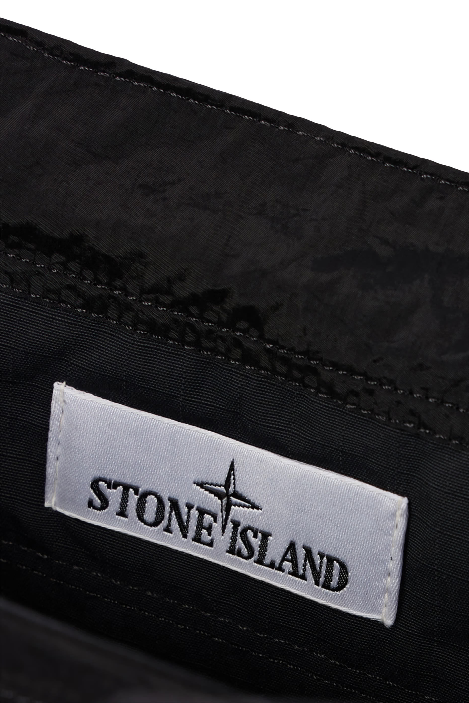 حقيبة باوتش