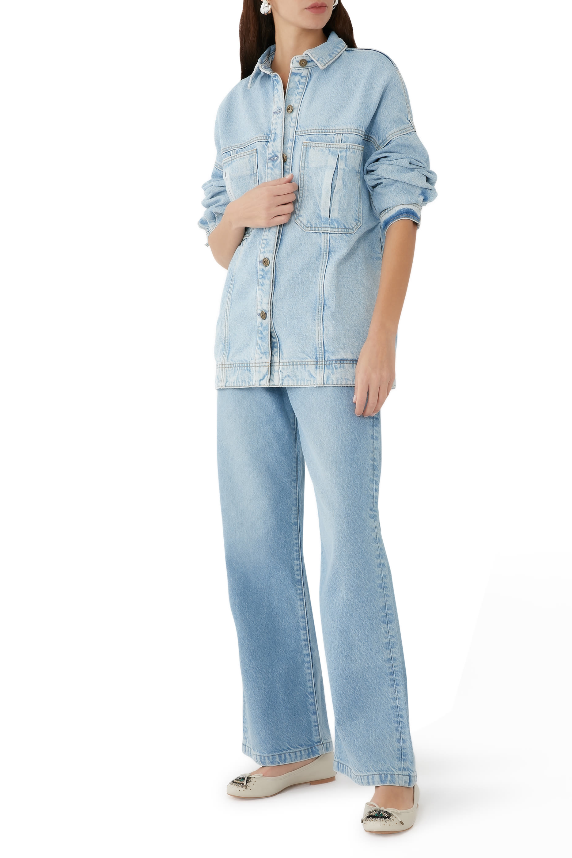 حذاء بالرينا مزين بعين حسود