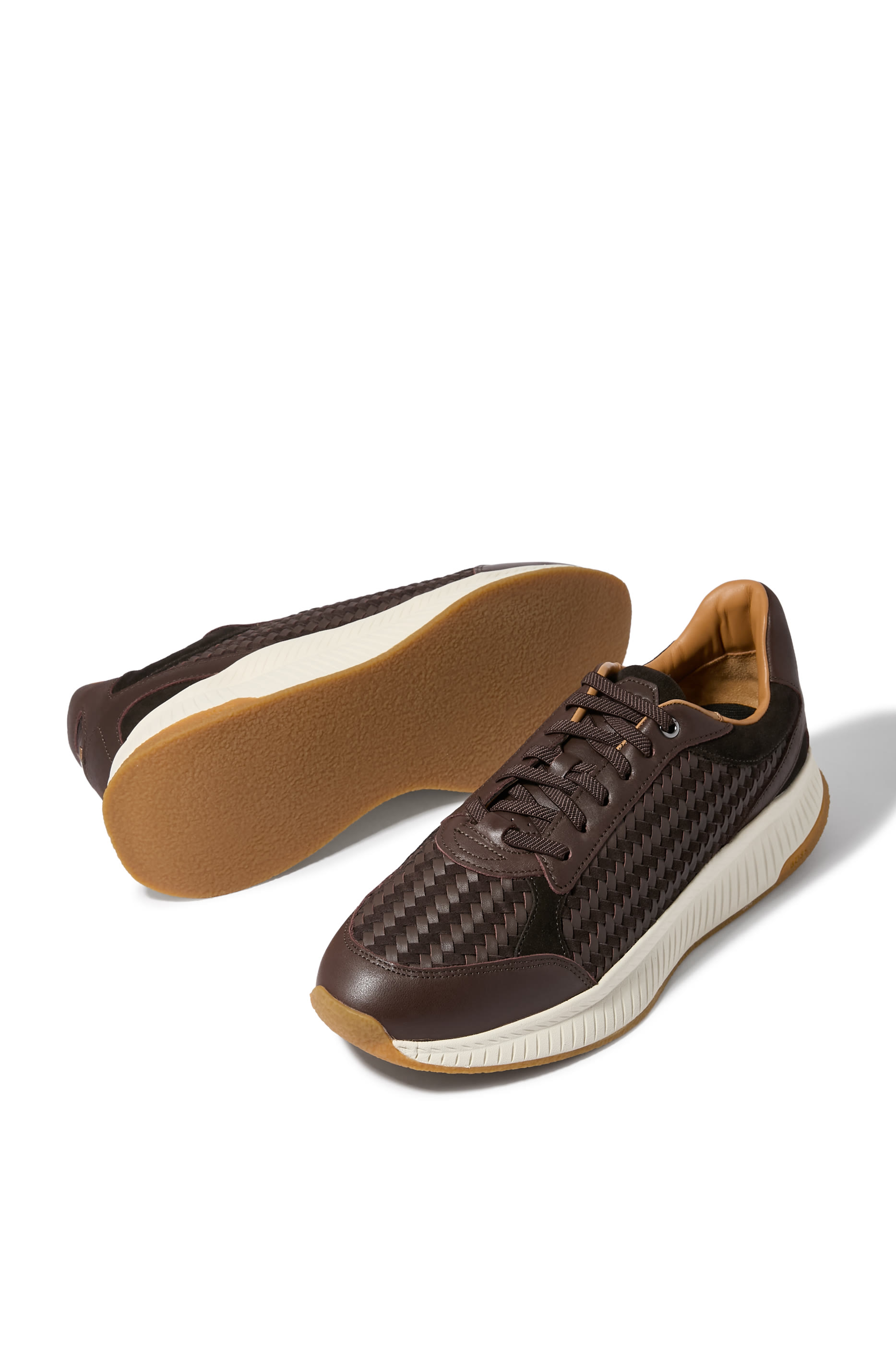 سنيكرز تي تي ان ام ايفو