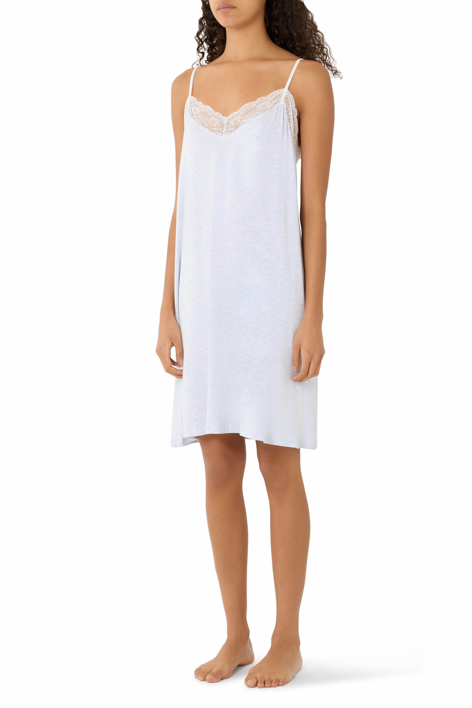 فستان نوم بنمط كاميسول جيرسيه بتفاصيل دانتيل