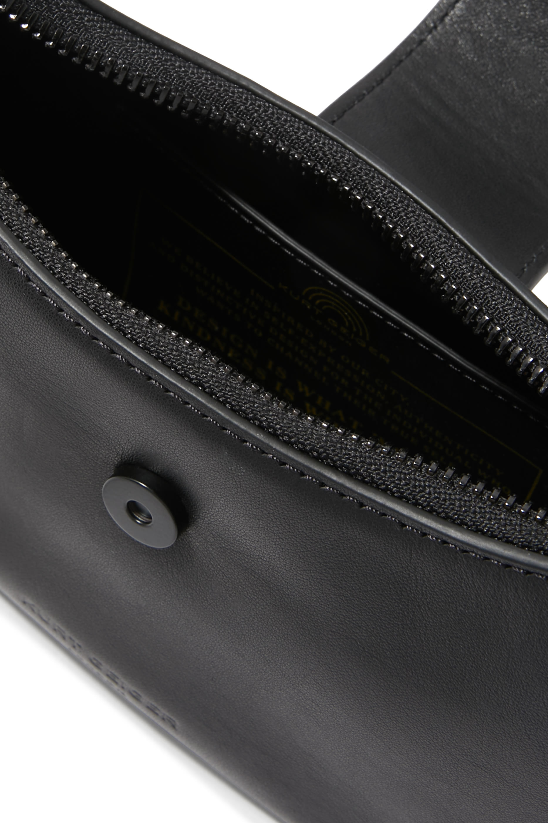 ححقيبة هوبو تشيلسي صغيرة