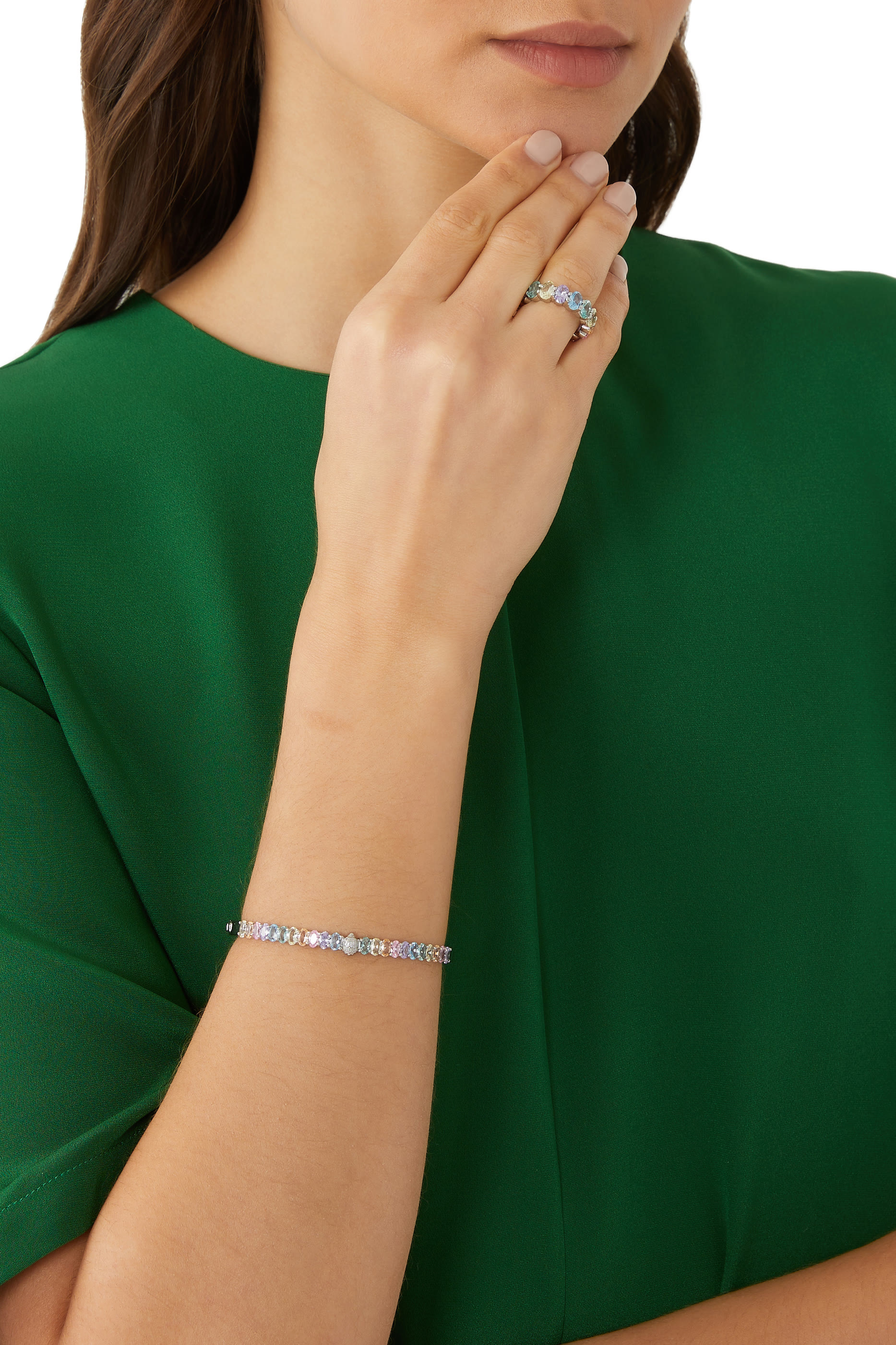 سوار مرصع بالكريستال بحلية رأس النسر