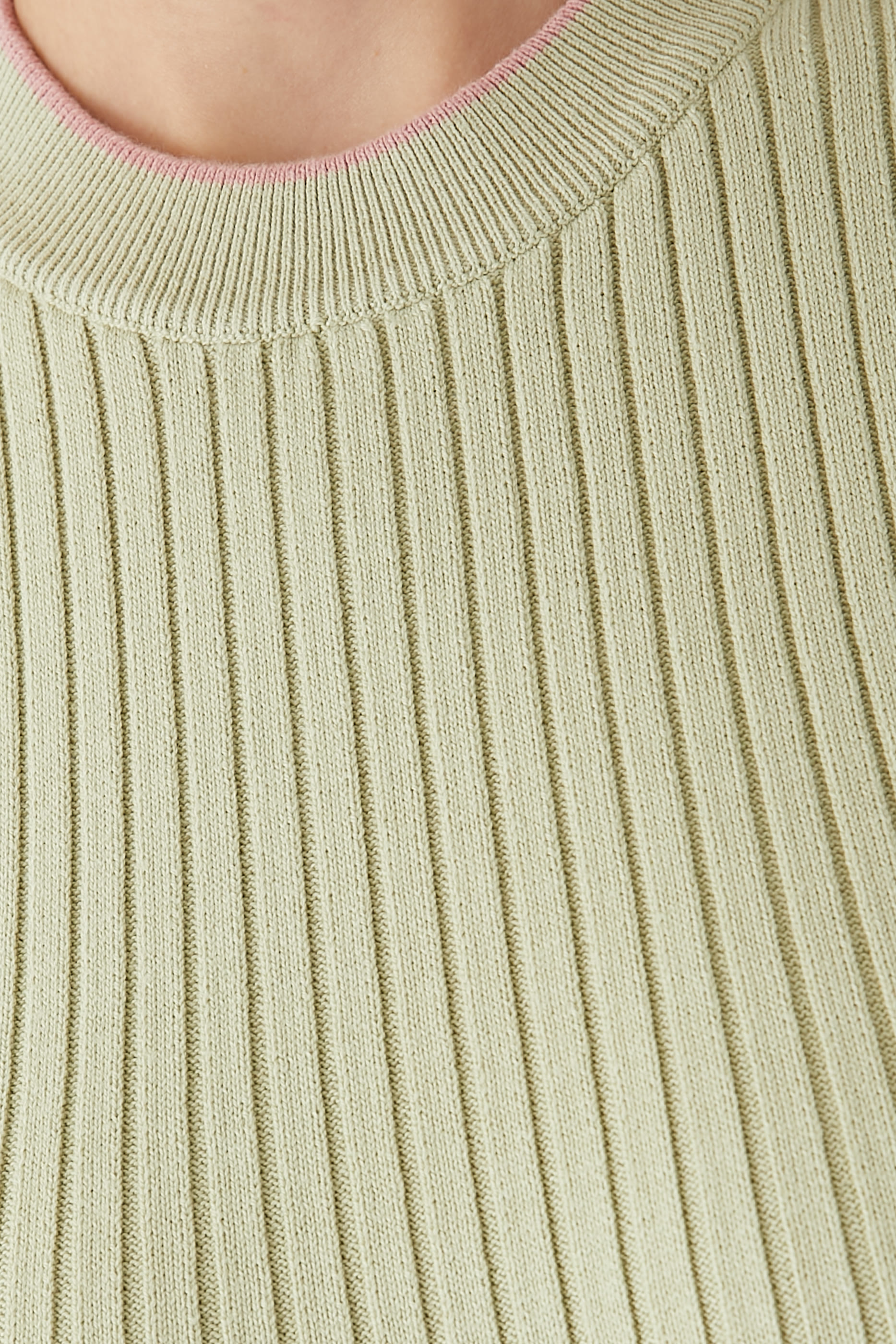 بلوزة بيبي منسوجة