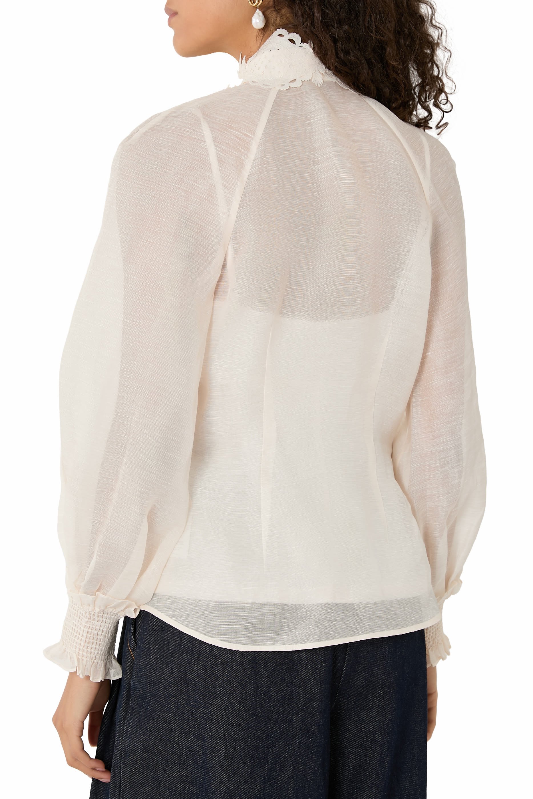 بلوزة ريبيليون بياقة