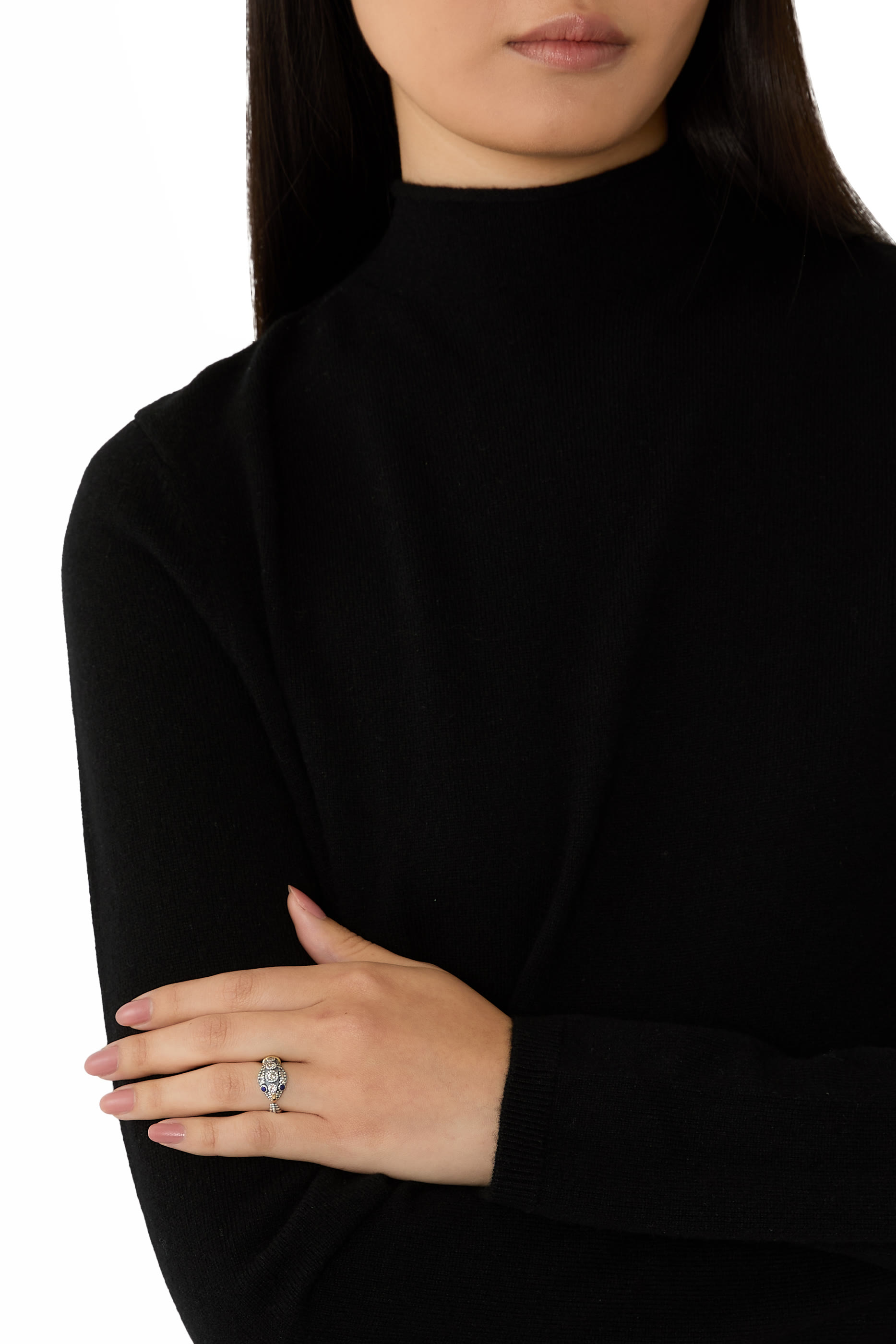 خاتم جاردين بتصميم ثعبان مرصع باللازورد والماس، ذهب أصفر عيار 18 وفضة إسترلينية