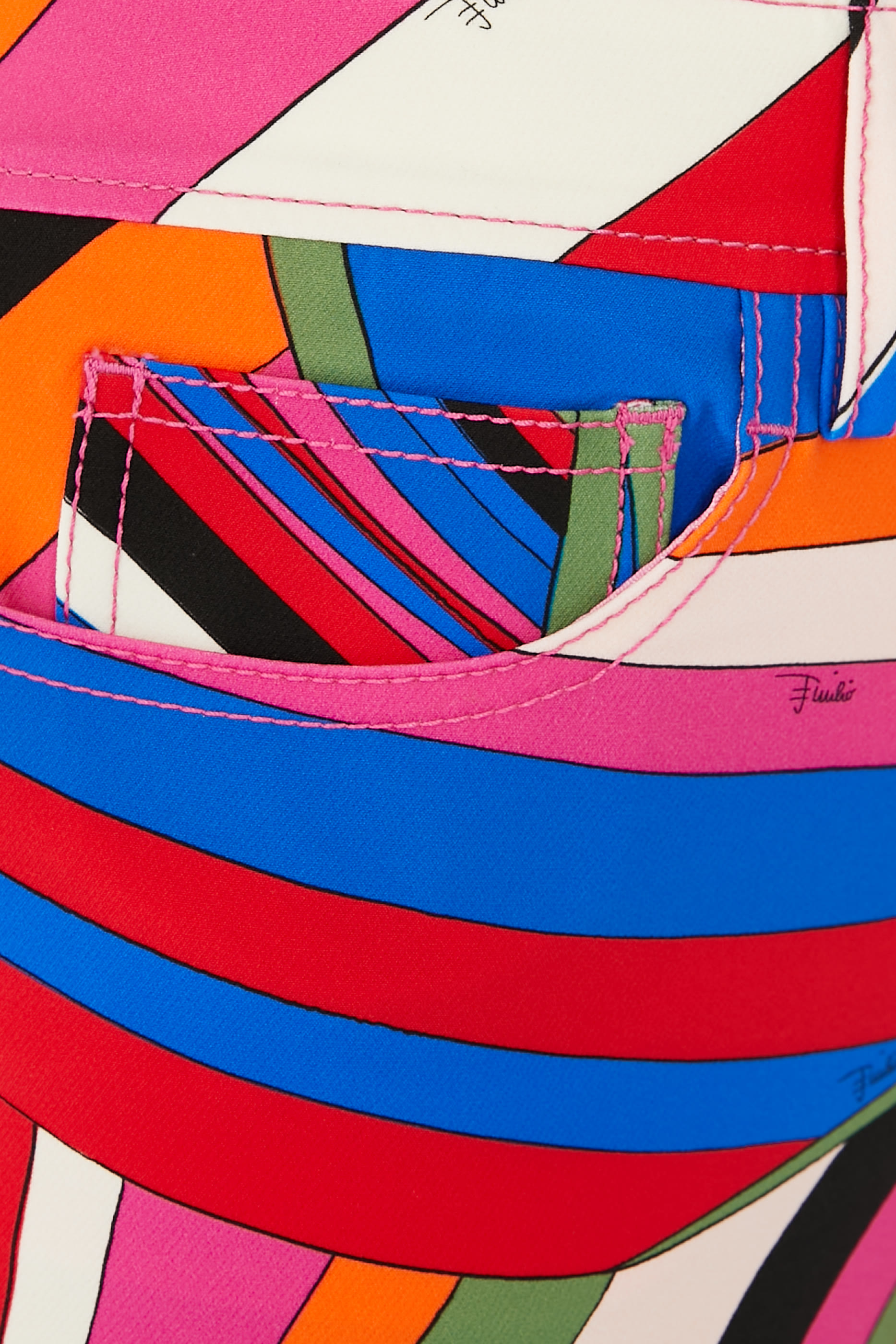 قميص بنقشة أبرايد حرير