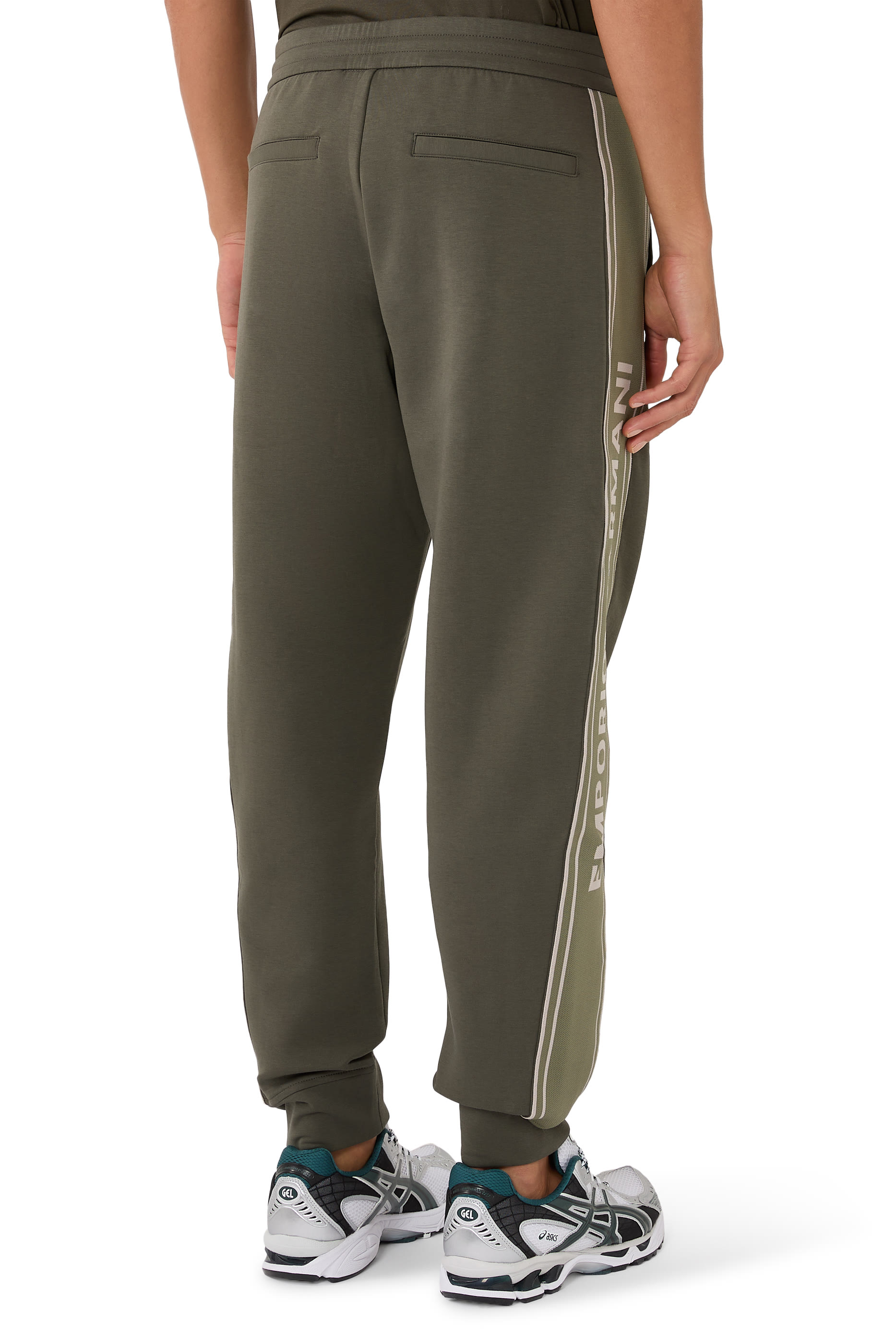 بنطال رياضي بشريط شعار الماركة