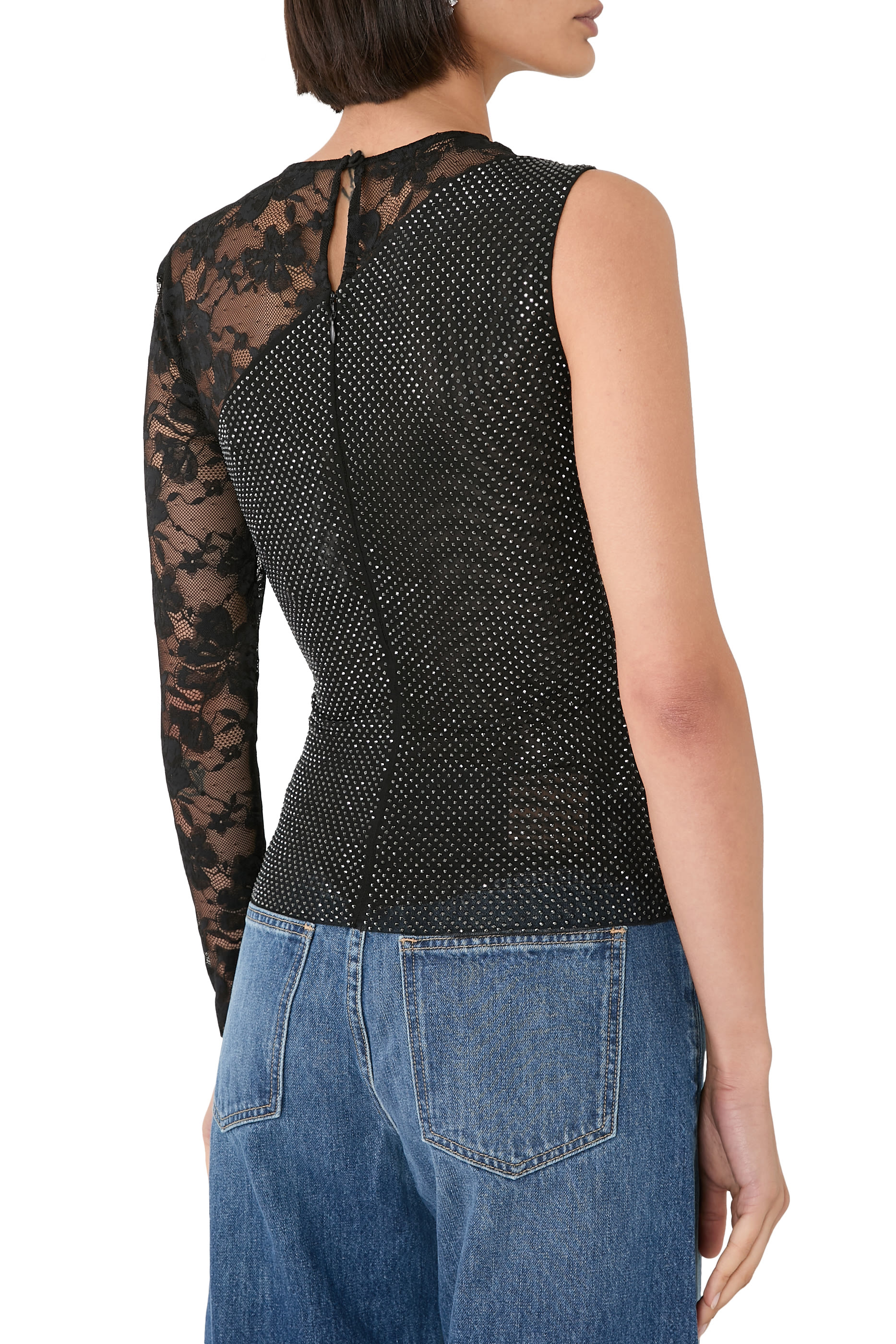 بلوزة بأحجار الراين وكم دانتيل