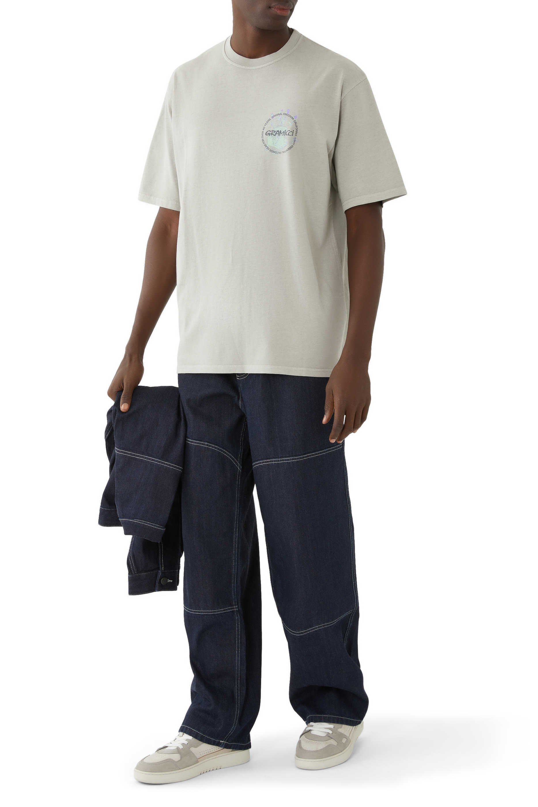 تيشيرت بطبعة كلايمرز هاند