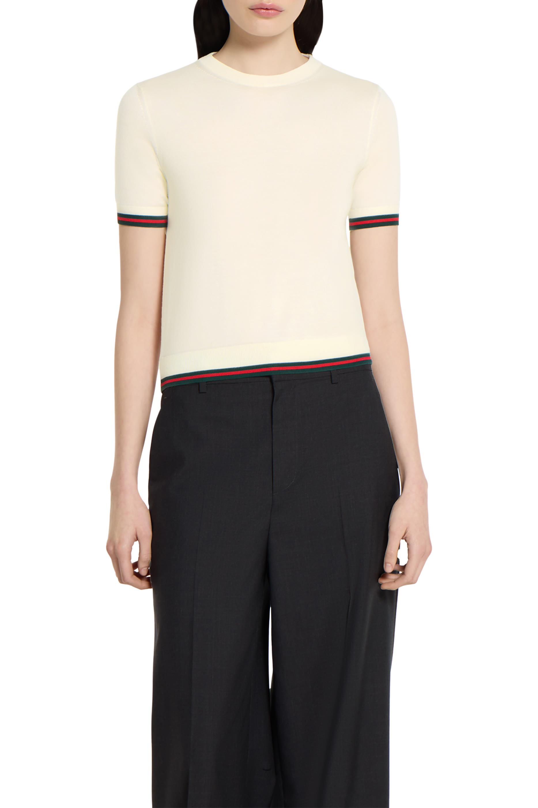 بلوزة حرير وكشمير فائق النعومة