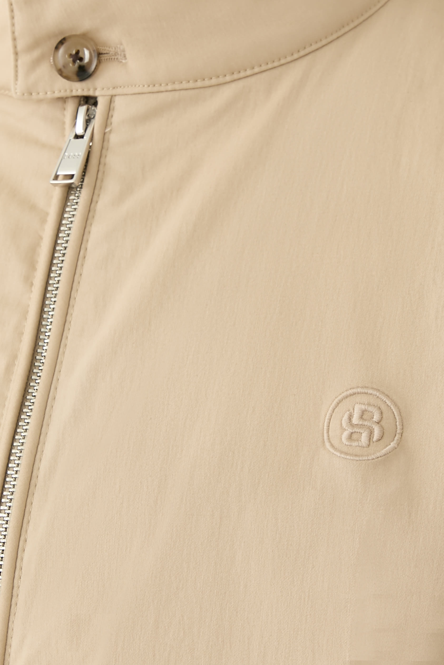 جاكيت مزين بحروف شعار الماركة مزيج قطن