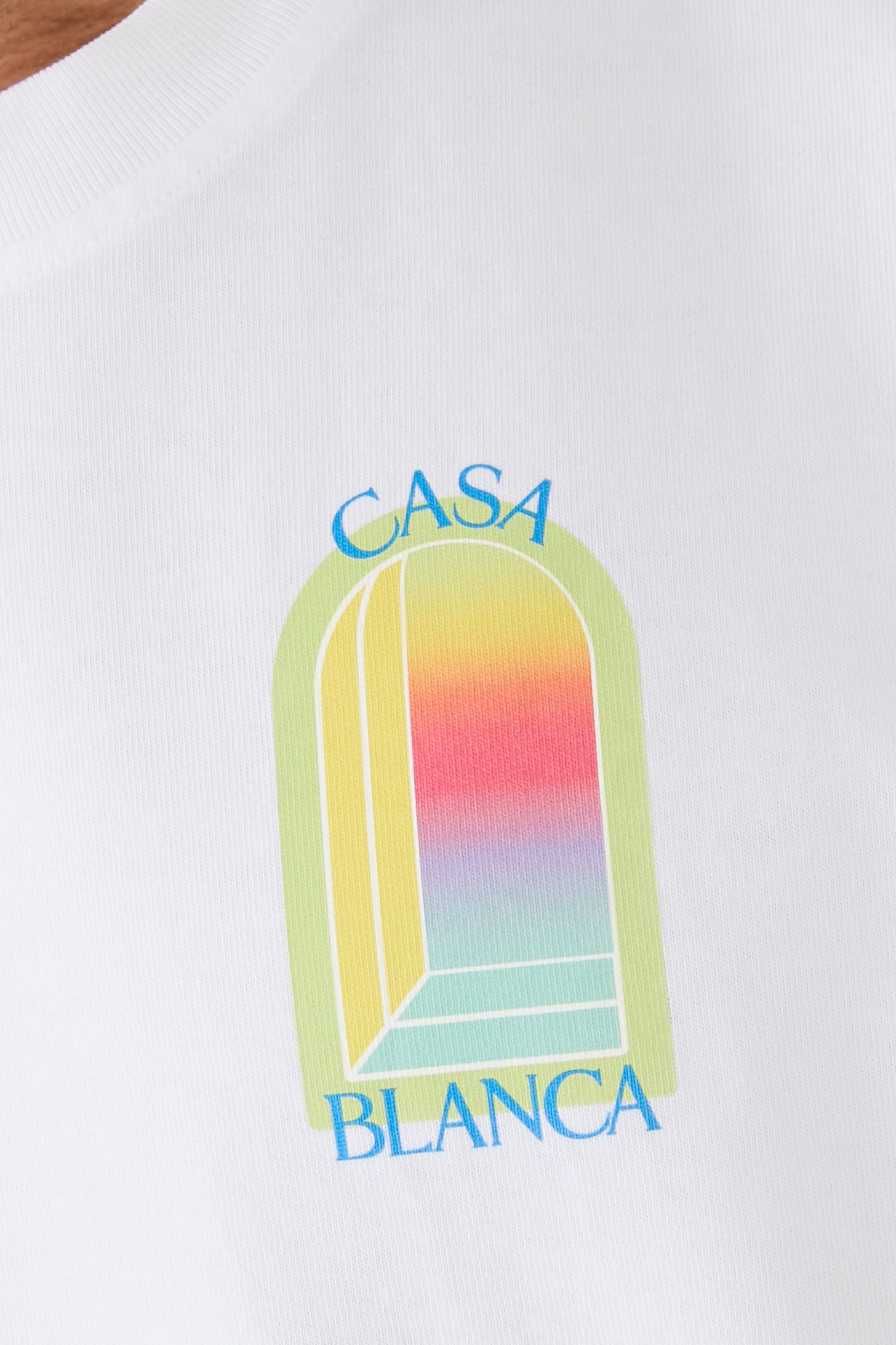 تيشيرت لارتش بطبعة بألوان متدرجة